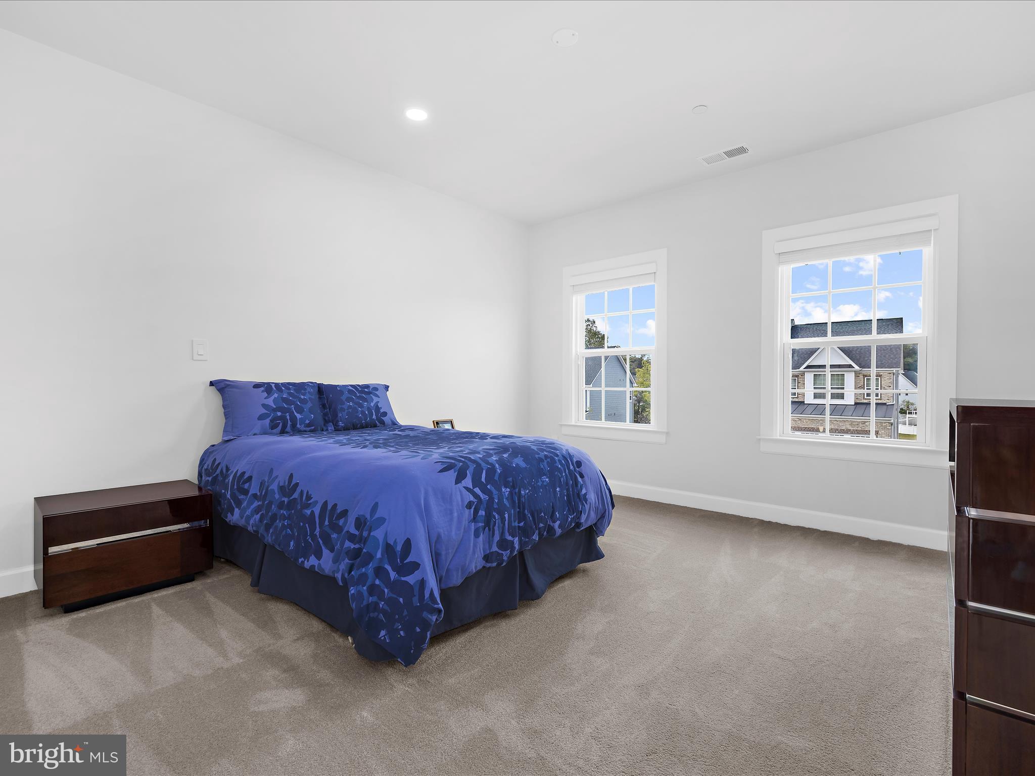 MAPLE LAWN SOUTH - Residential