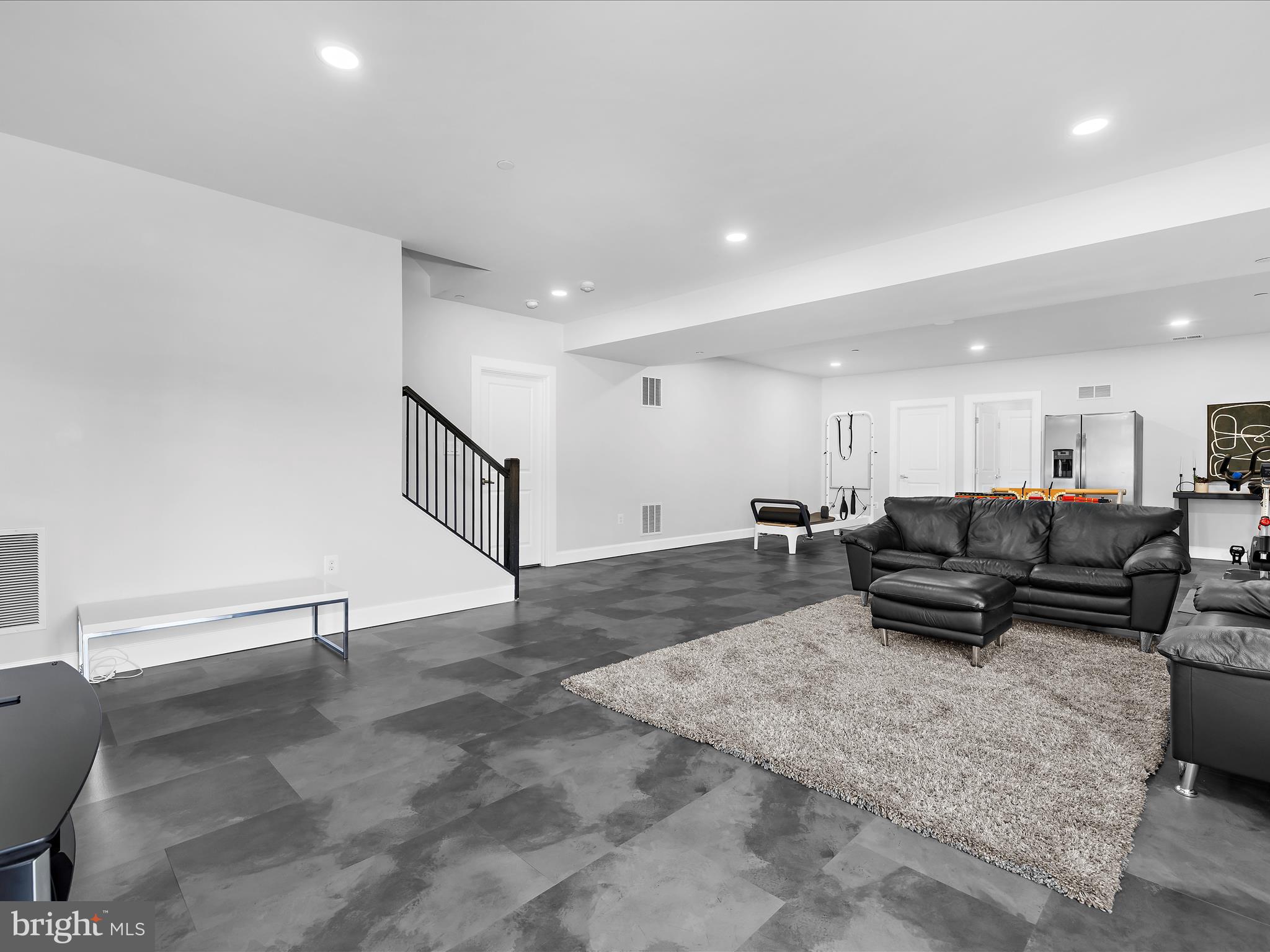 MAPLE LAWN SOUTH - Residential