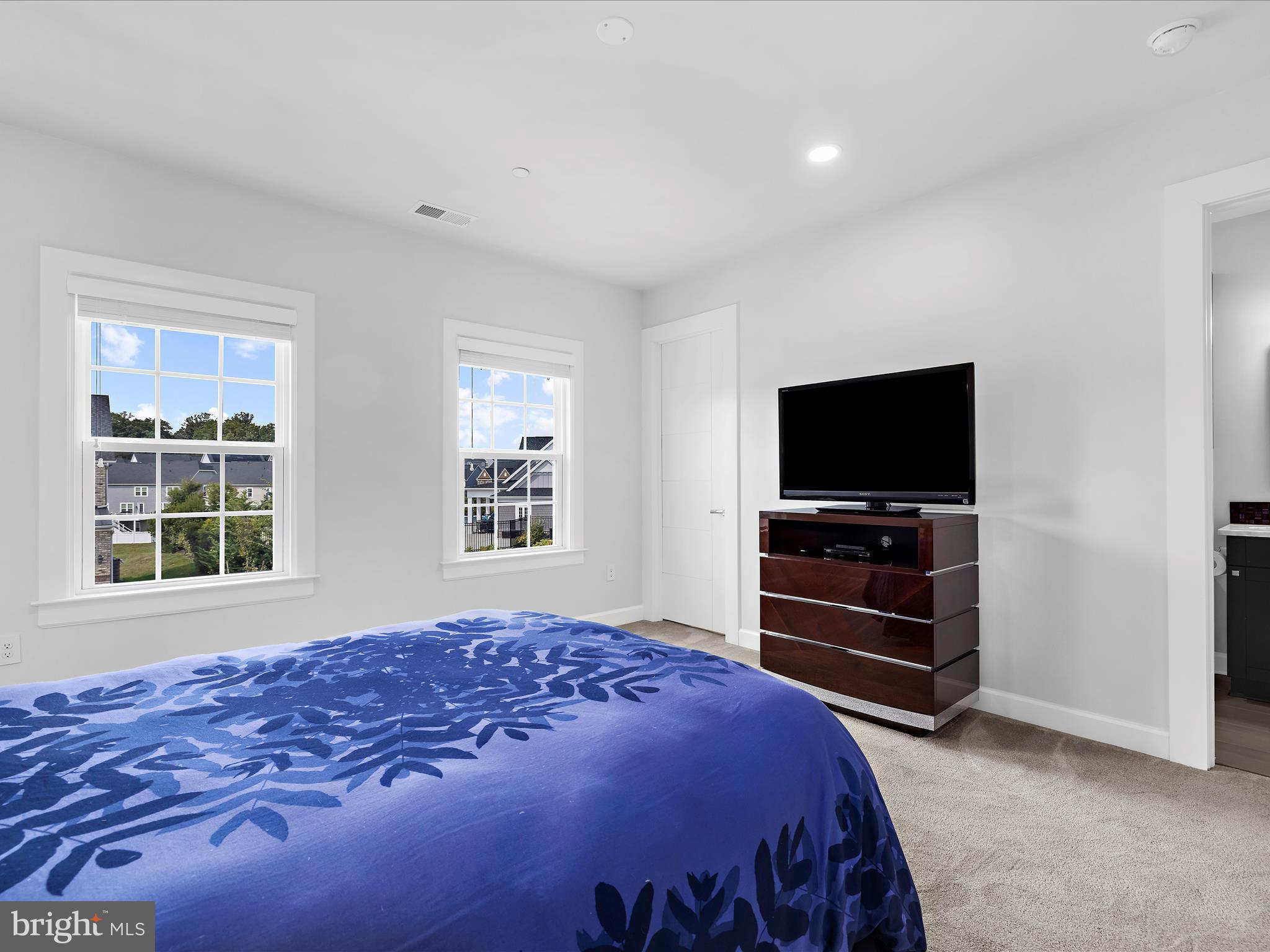 MAPLE LAWN SOUTH - Residential