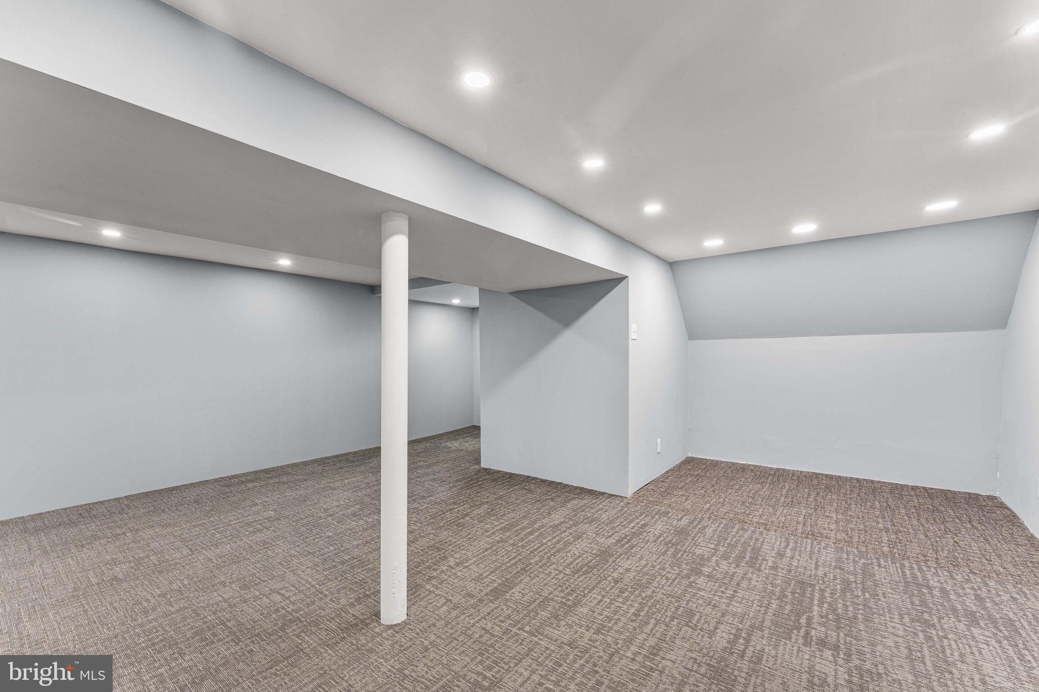 KENRICK HILLS - Residential Lease