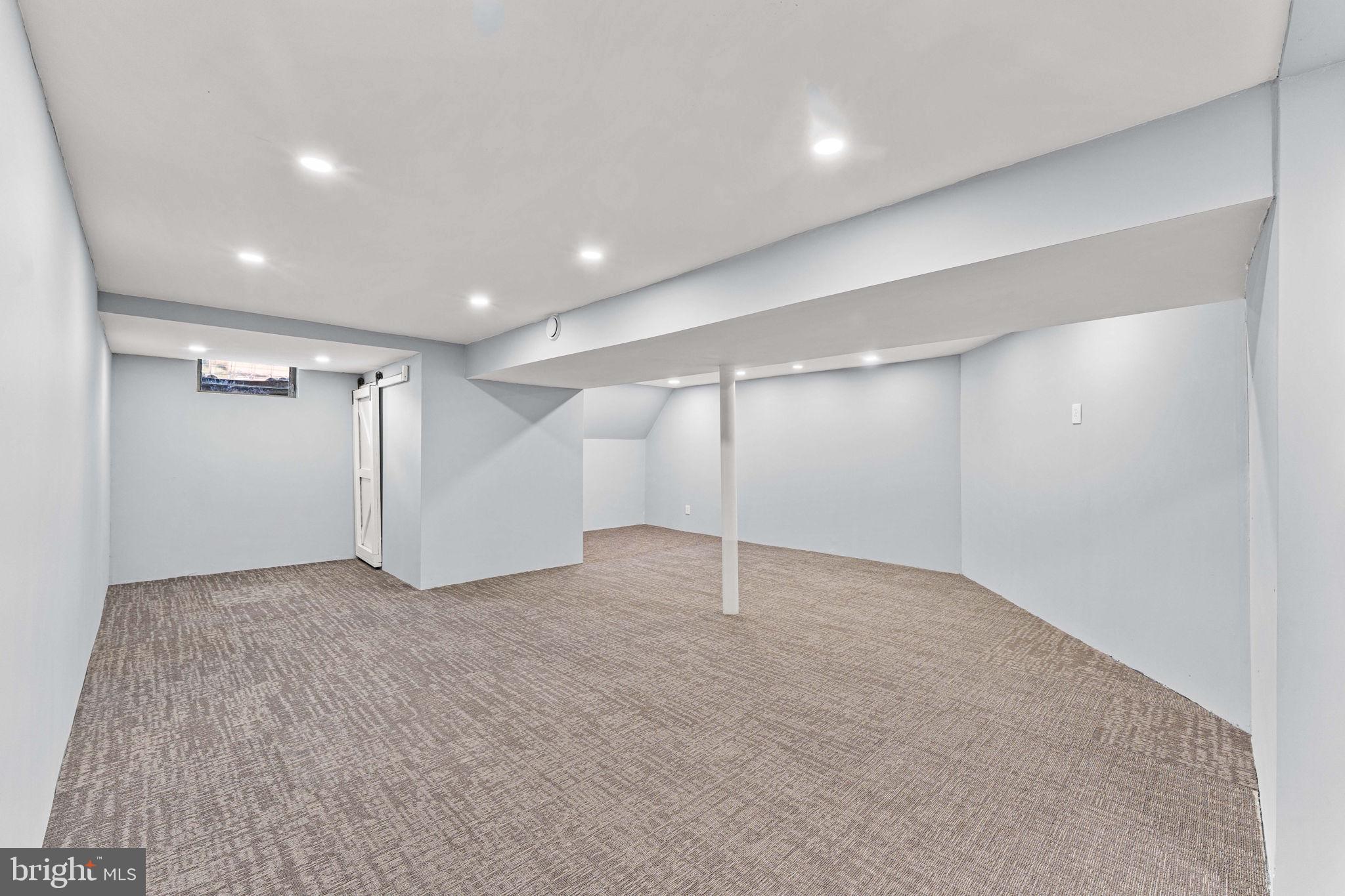 KENRICK HILLS - Residential Lease