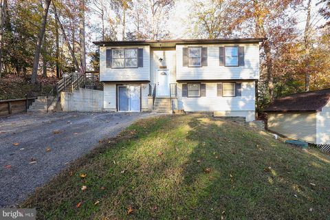 12504 ALGONQUIN TRAIL LUSBY MD 20657