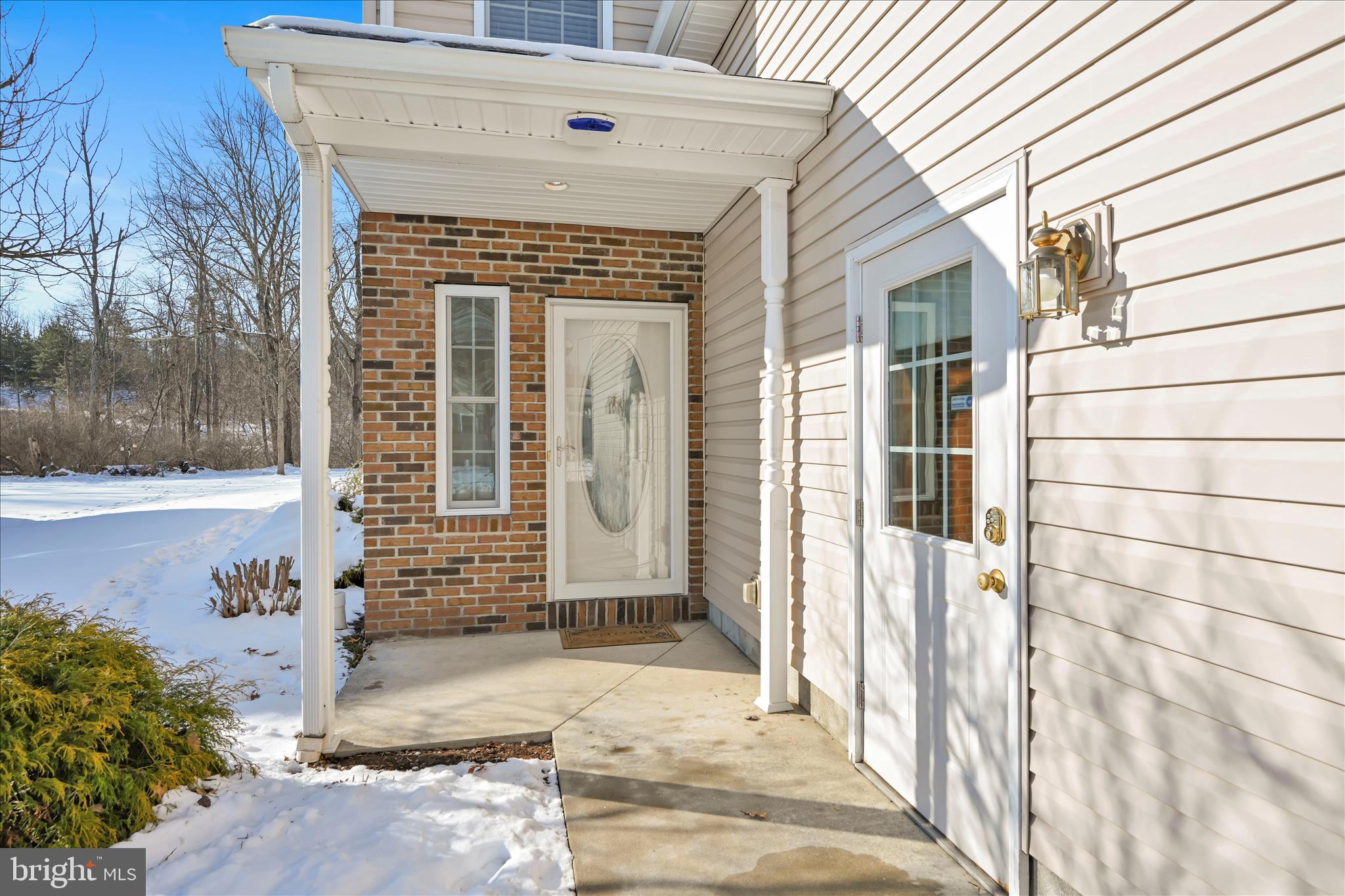 4301 BROOKSIDE COURT