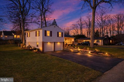 Photo of 956 Shady Lane, BELLEFONTE, PA 16823 (MLS # PACE2517854)