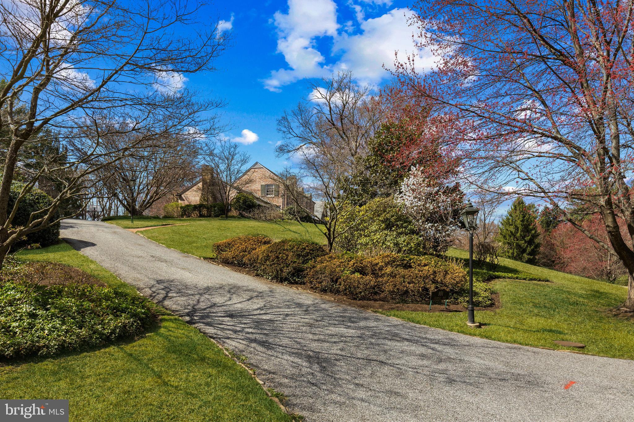 HOMELAND HISTORIC DISTRICT - Residential