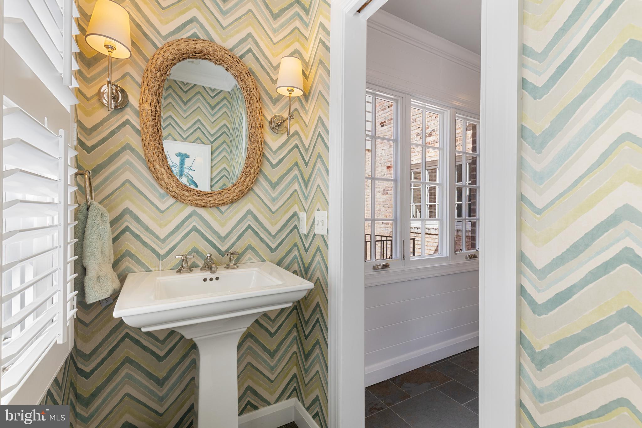 HOMELAND HISTORIC DISTRICT - Residential