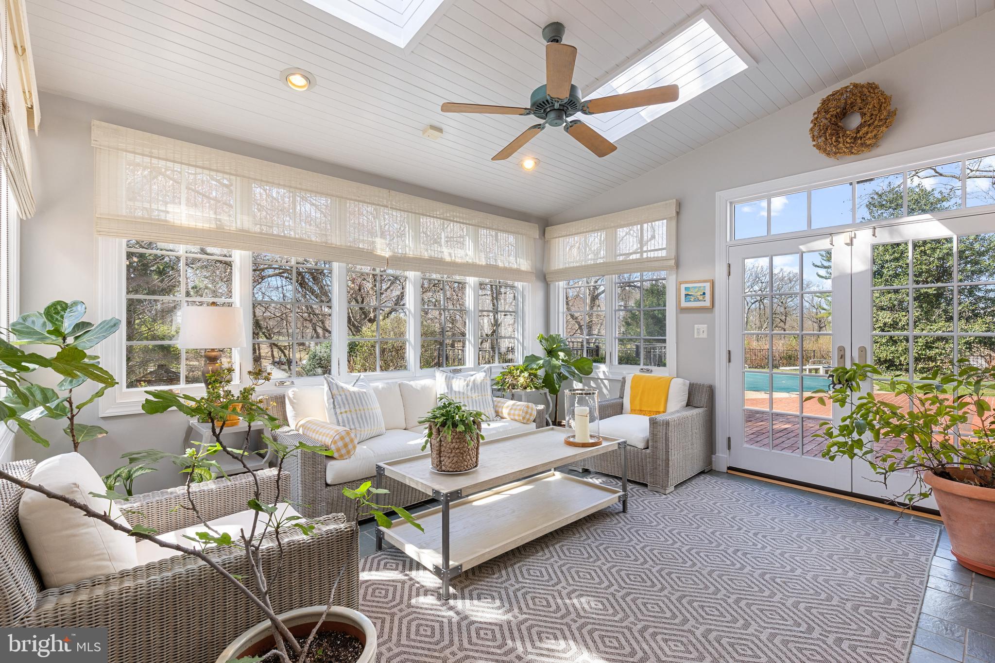 HOMELAND HISTORIC DISTRICT - Residential