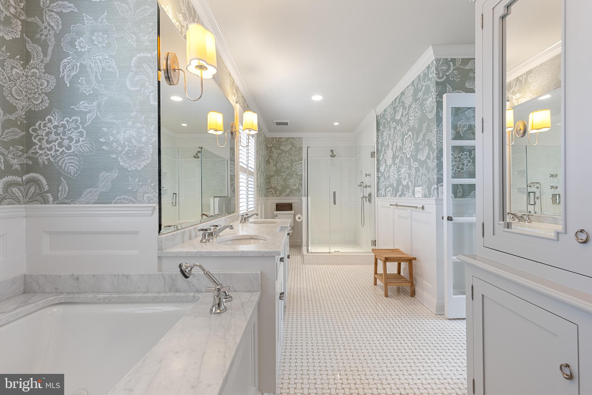 HOMELAND HISTORIC DISTRICT - Residential