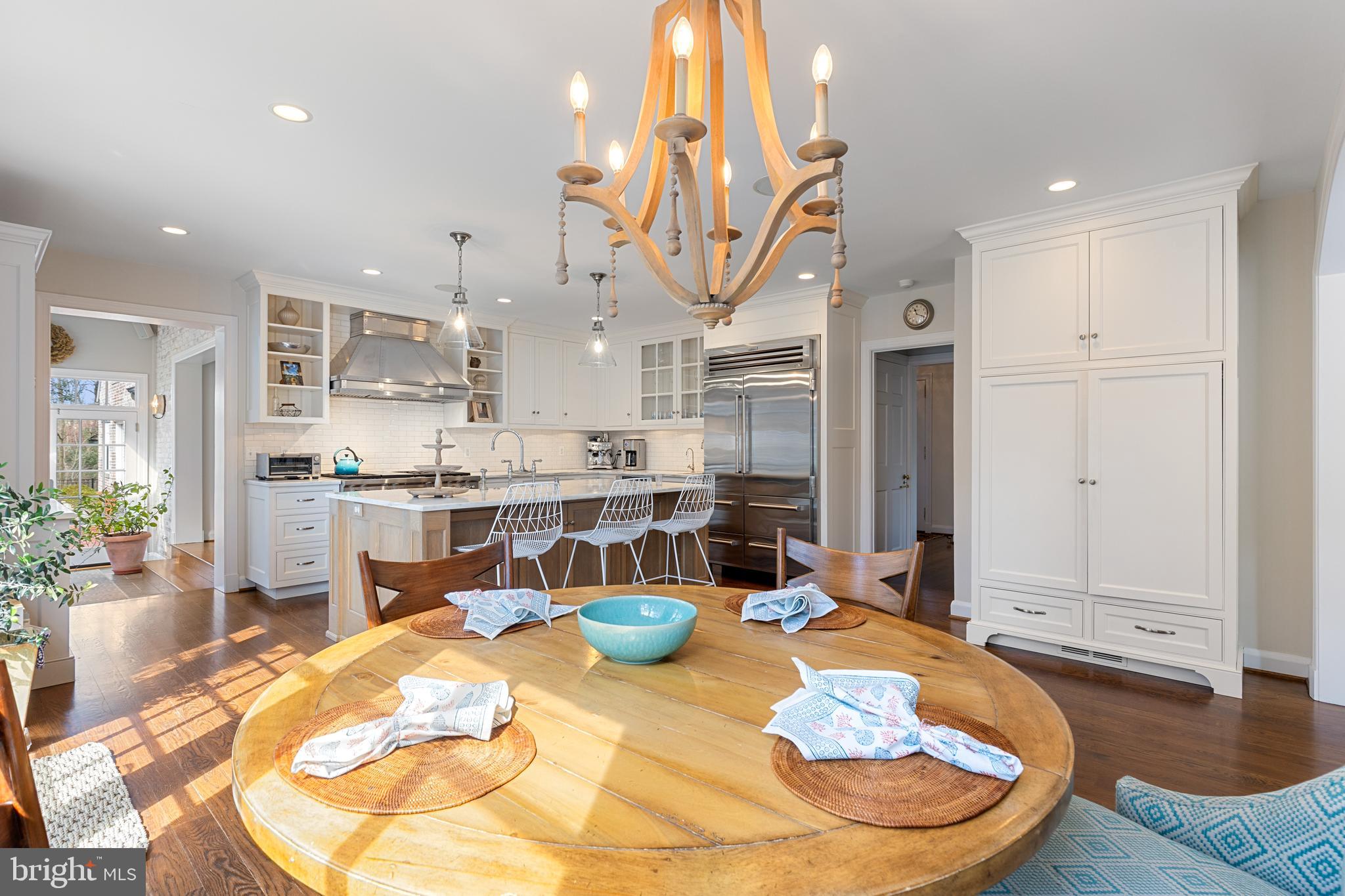 HOMELAND HISTORIC DISTRICT - Residential