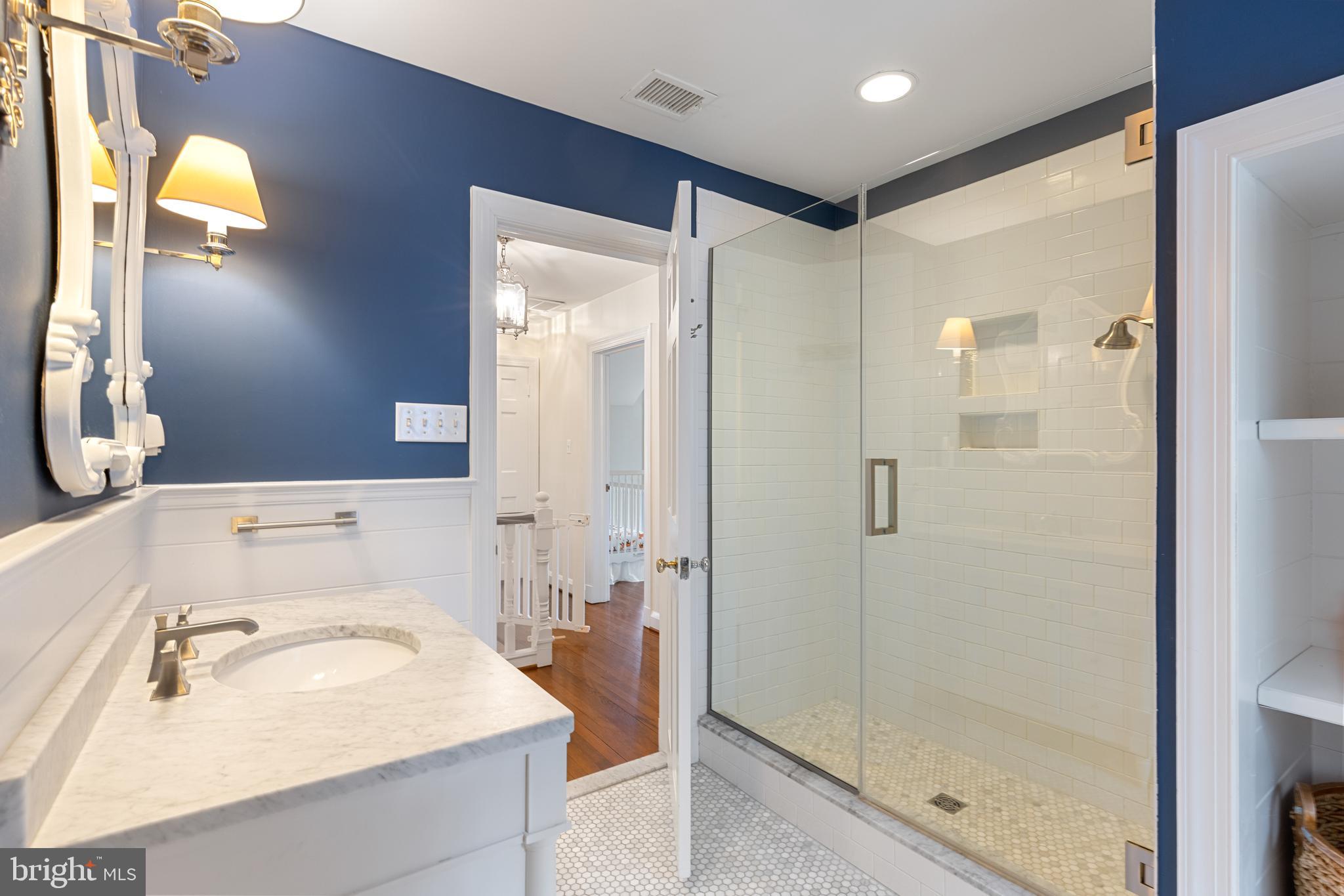 HOMELAND HISTORIC DISTRICT - Residential