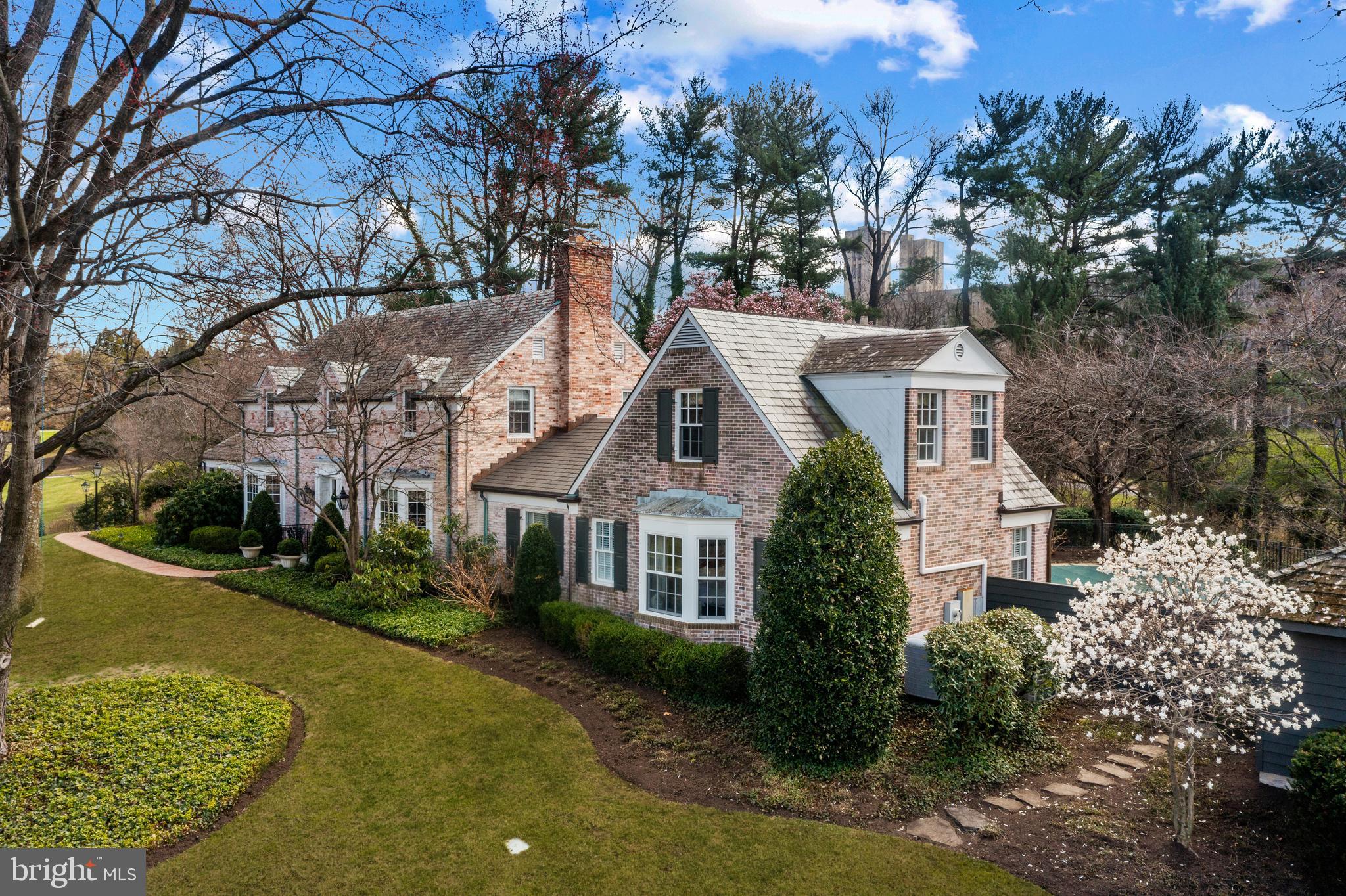 HOMELAND HISTORIC DISTRICT - Residential