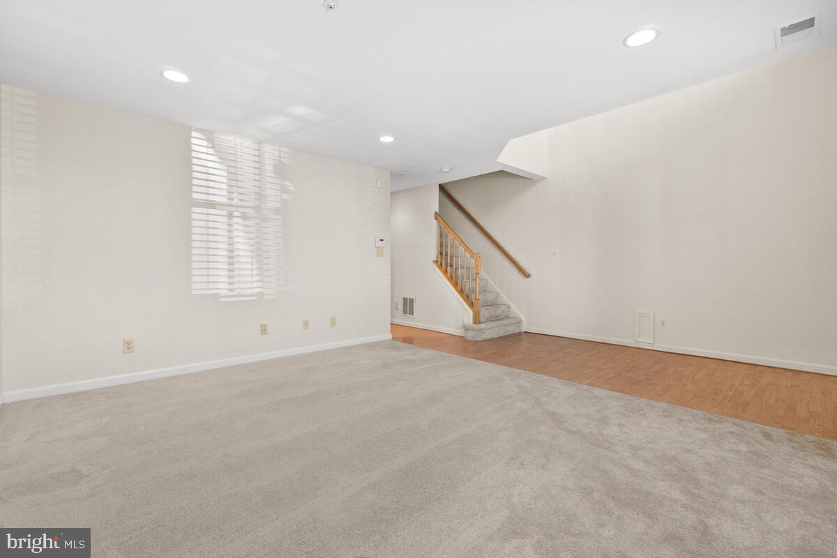 KENTLANDS HILL DISTRICT - Residential