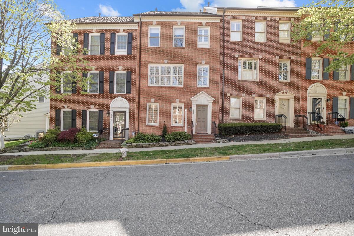 KENTLANDS HILL DISTRICT - Residential
