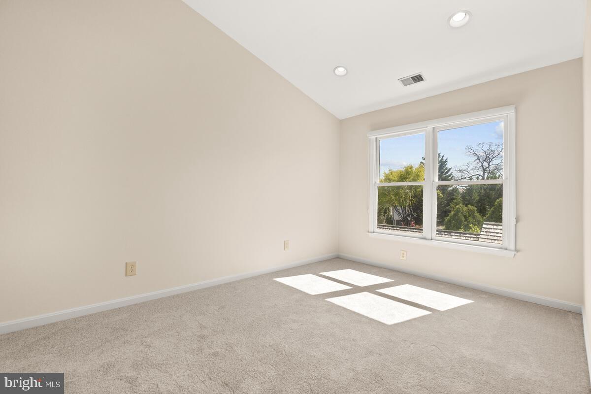 KENTLANDS HILL DISTRICT - Residential