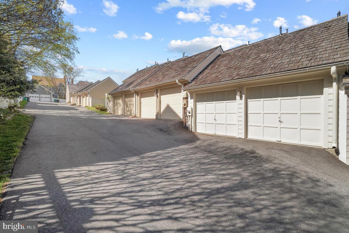 KENTLANDS HILL DISTRICT - Residential