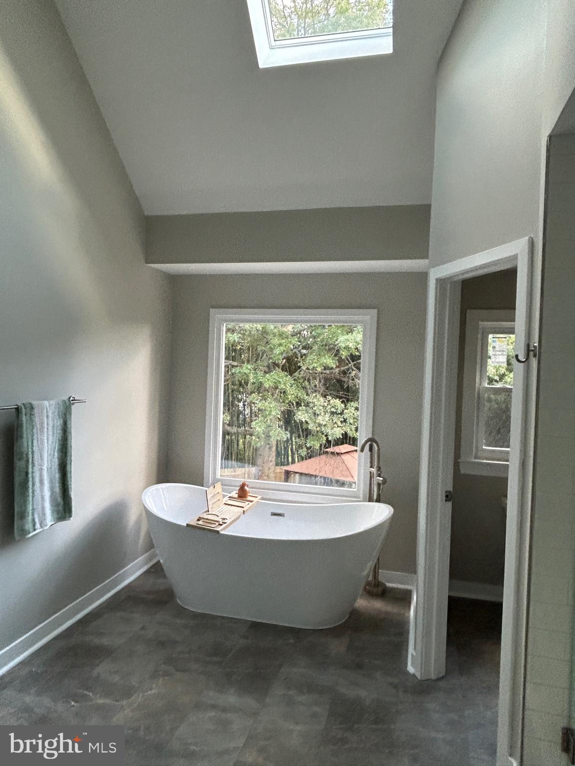 THE MEADOWS - Residential