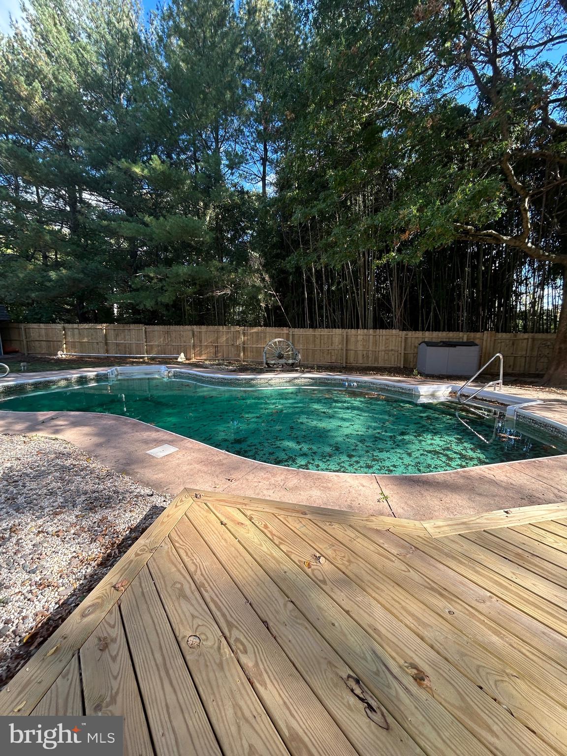 THE MEADOWS - Residential