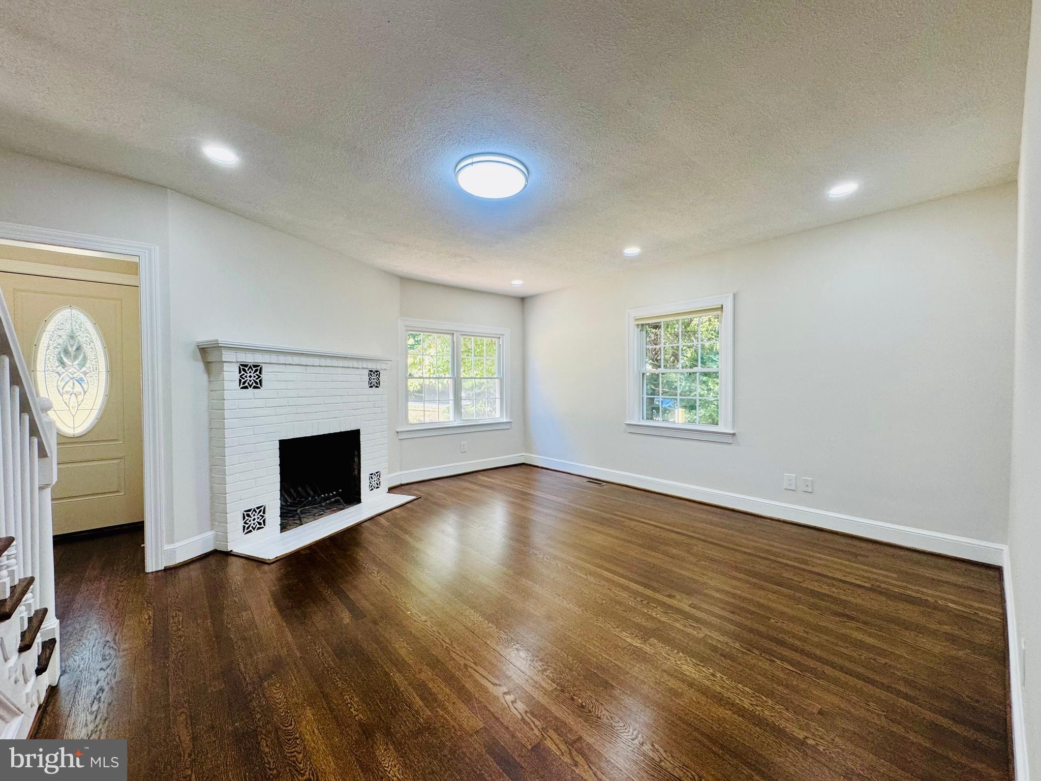 315 VILLA AVENUE