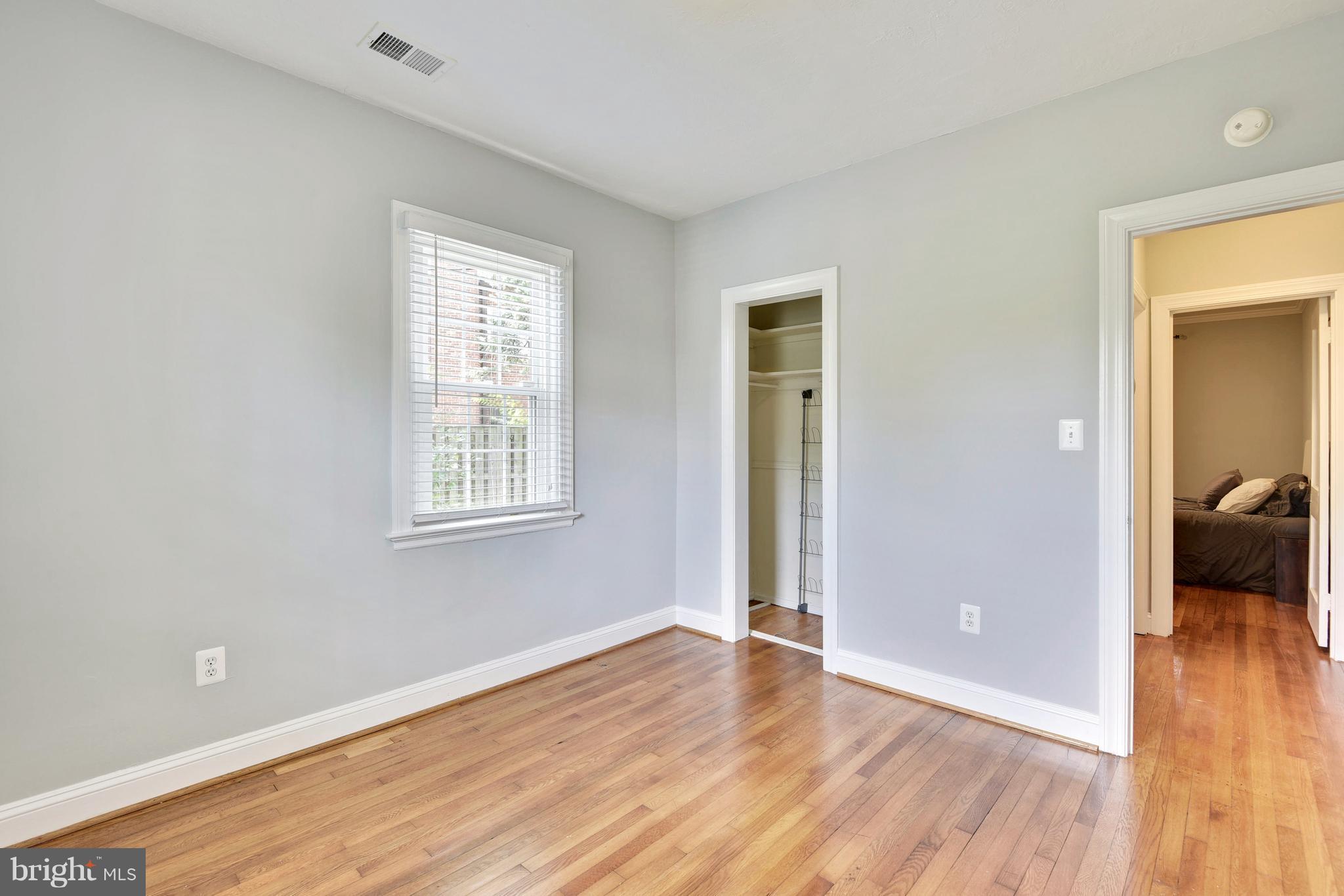 SILVER SPRING - Residential