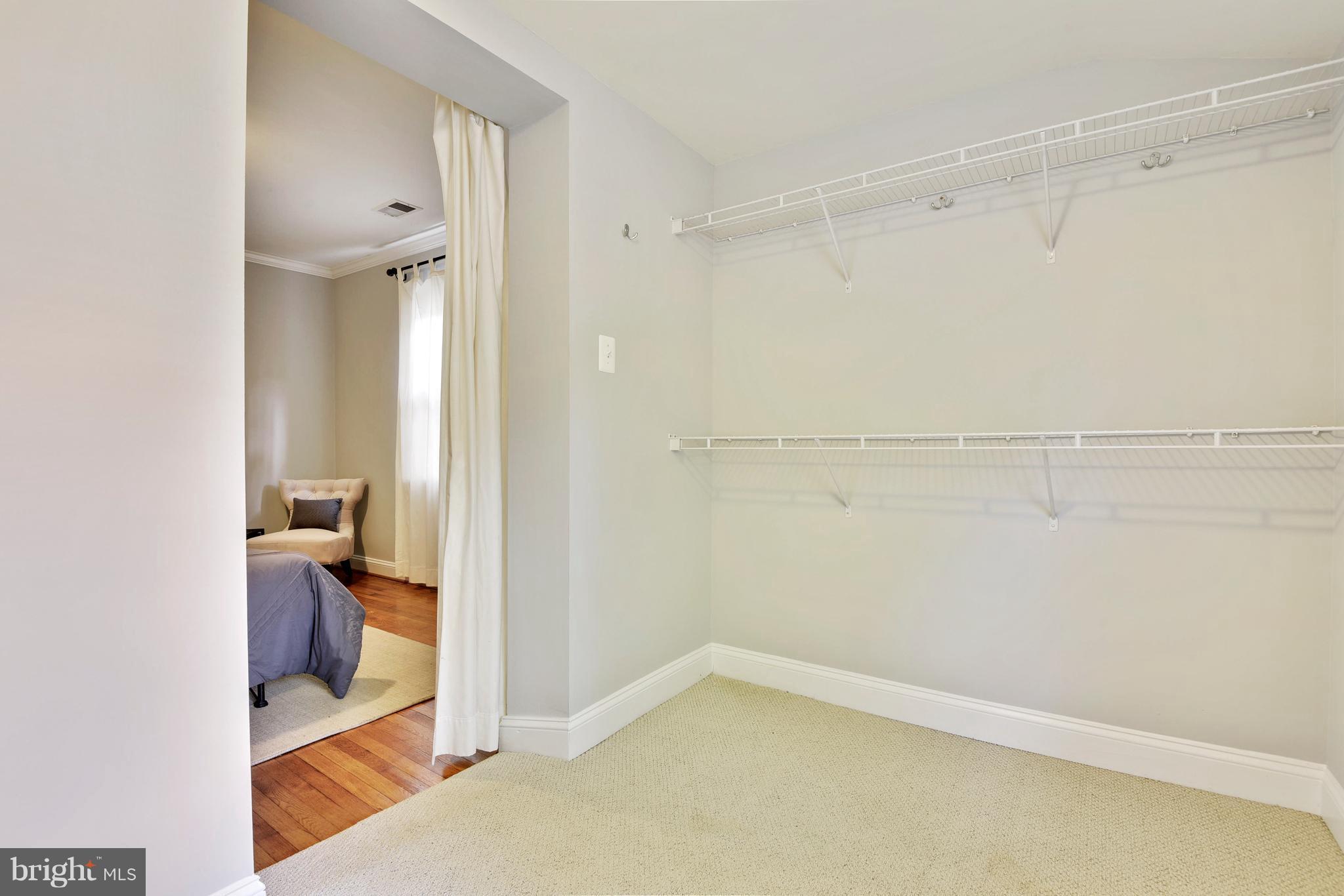 SILVER SPRING - Residential