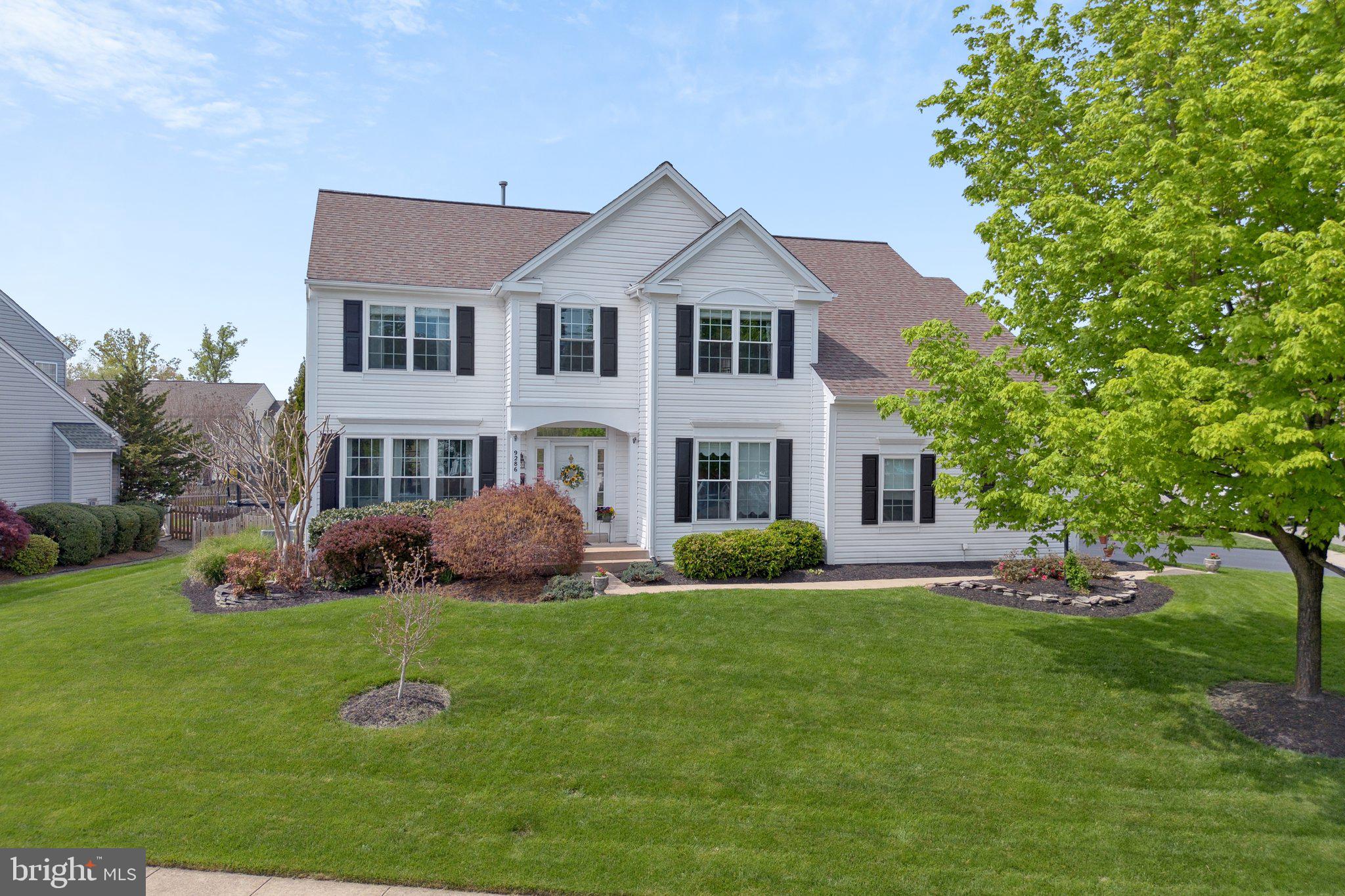 BRIDLEWOOD MANOR - Residential