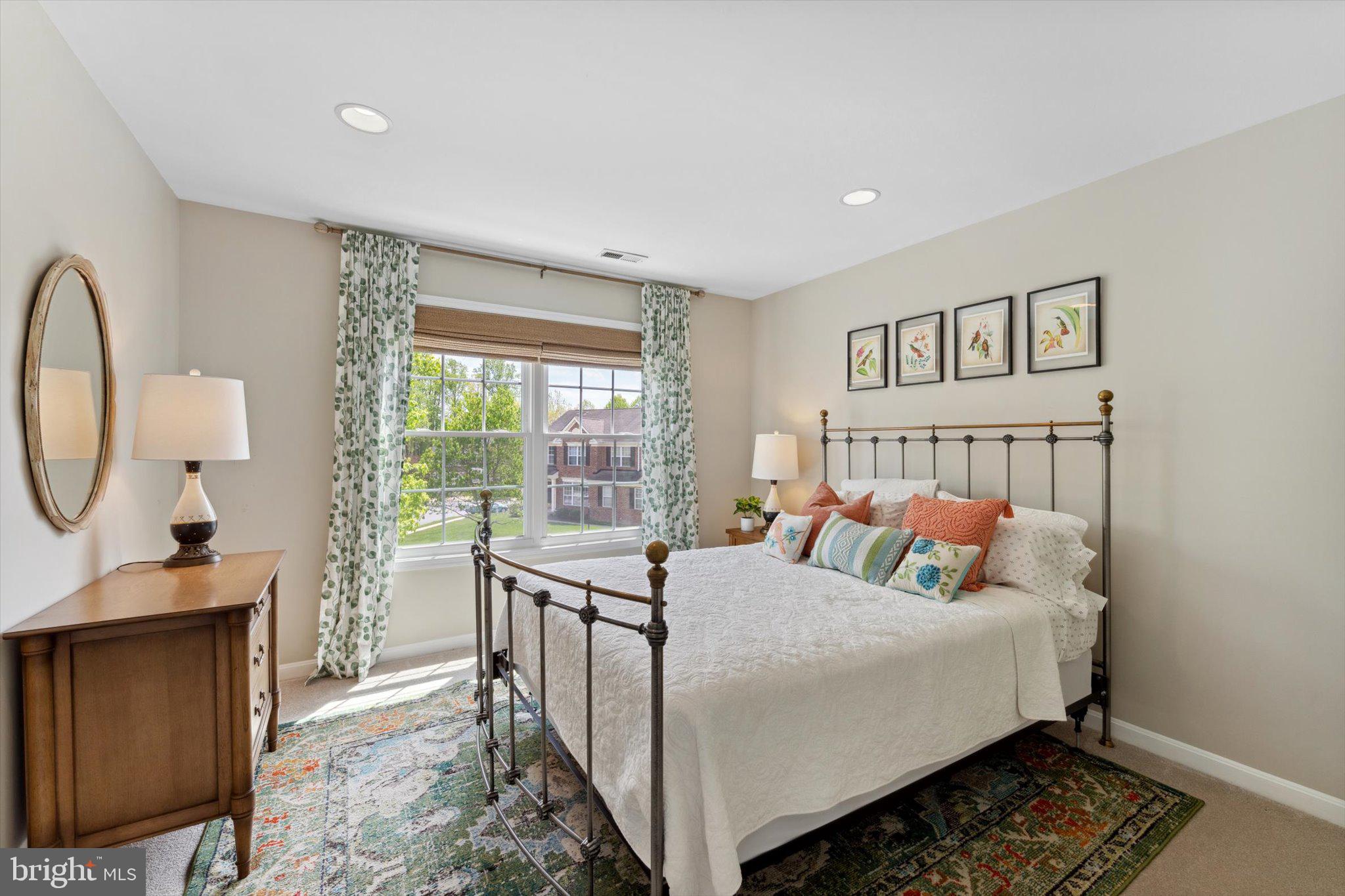 BRIDLEWOOD MANOR - Residential