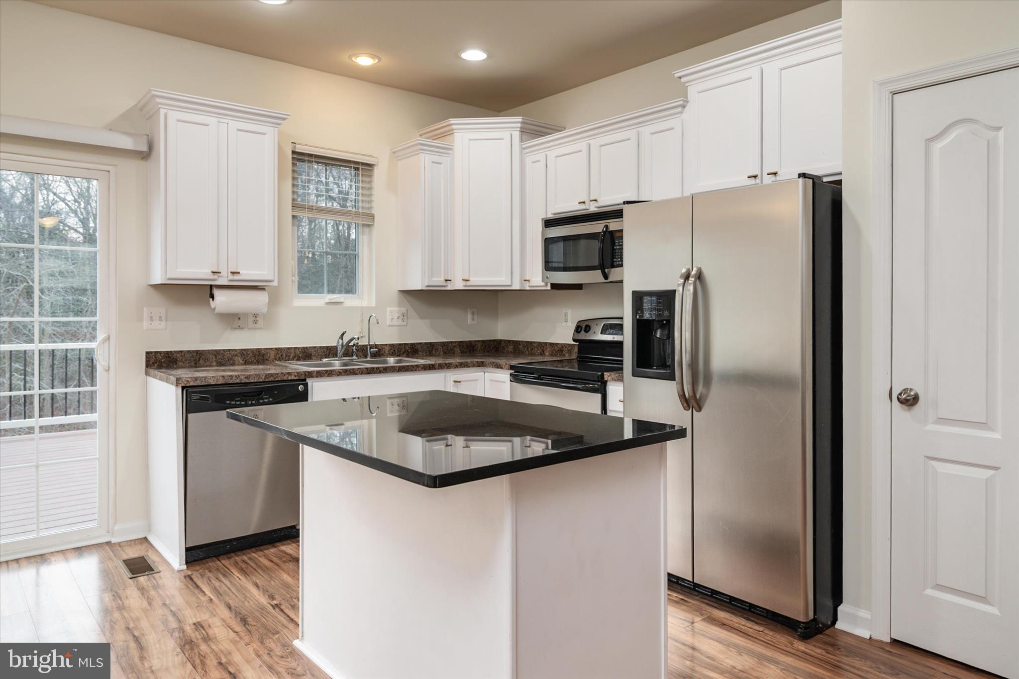 TANYARD SPRINGS - Residential