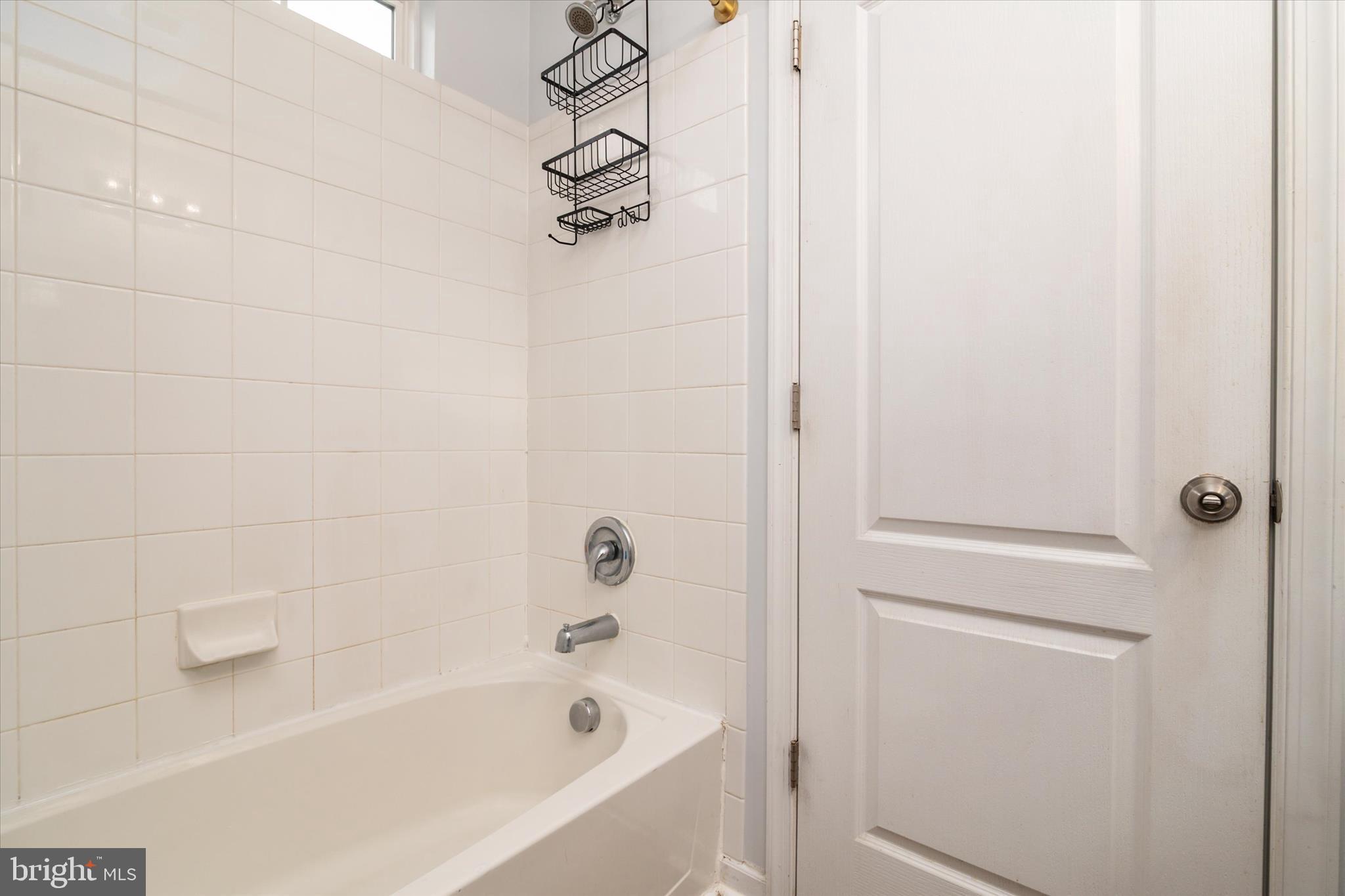 TANYARD SPRINGS - Residential