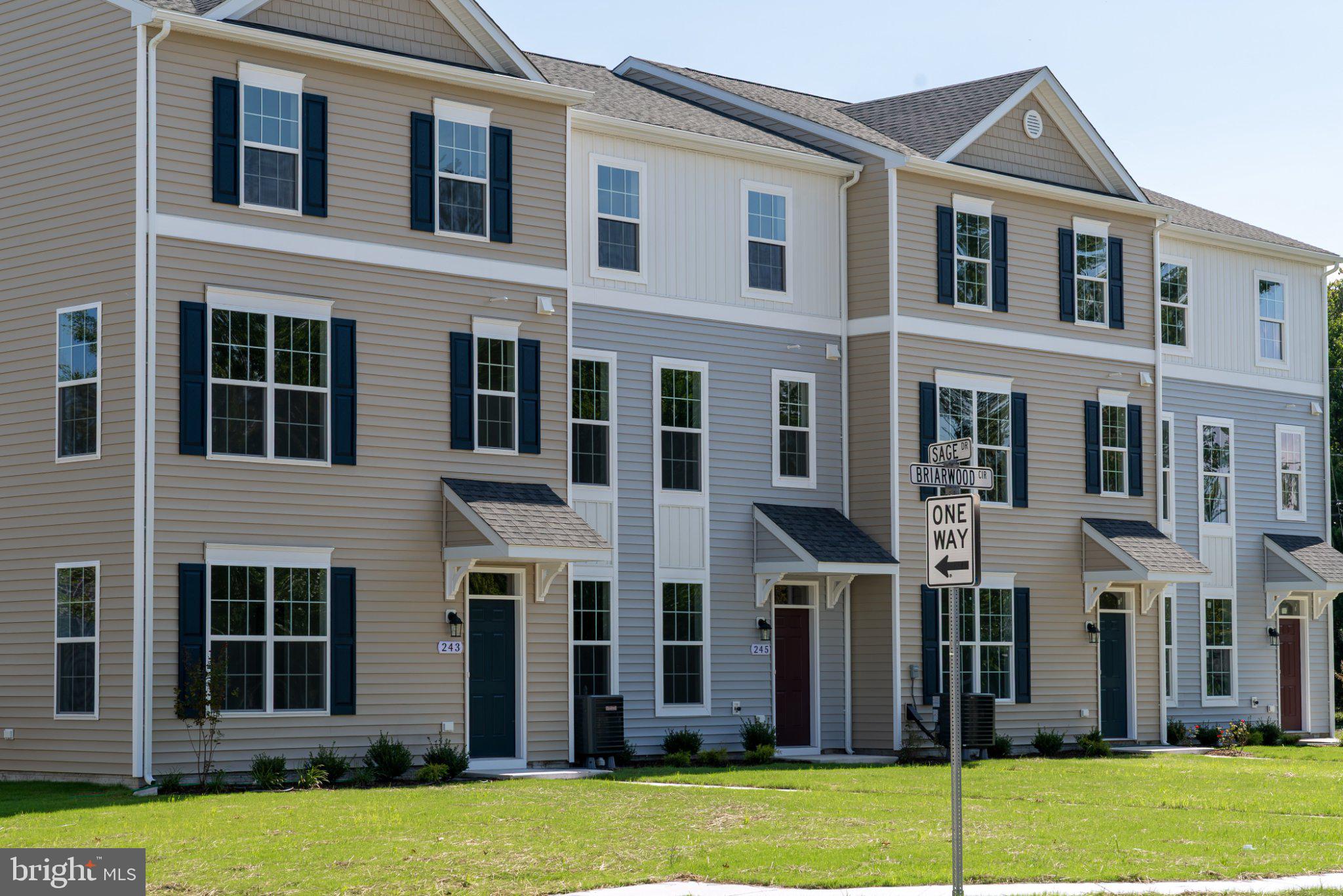 243 BRIARWOOD CIRCLE