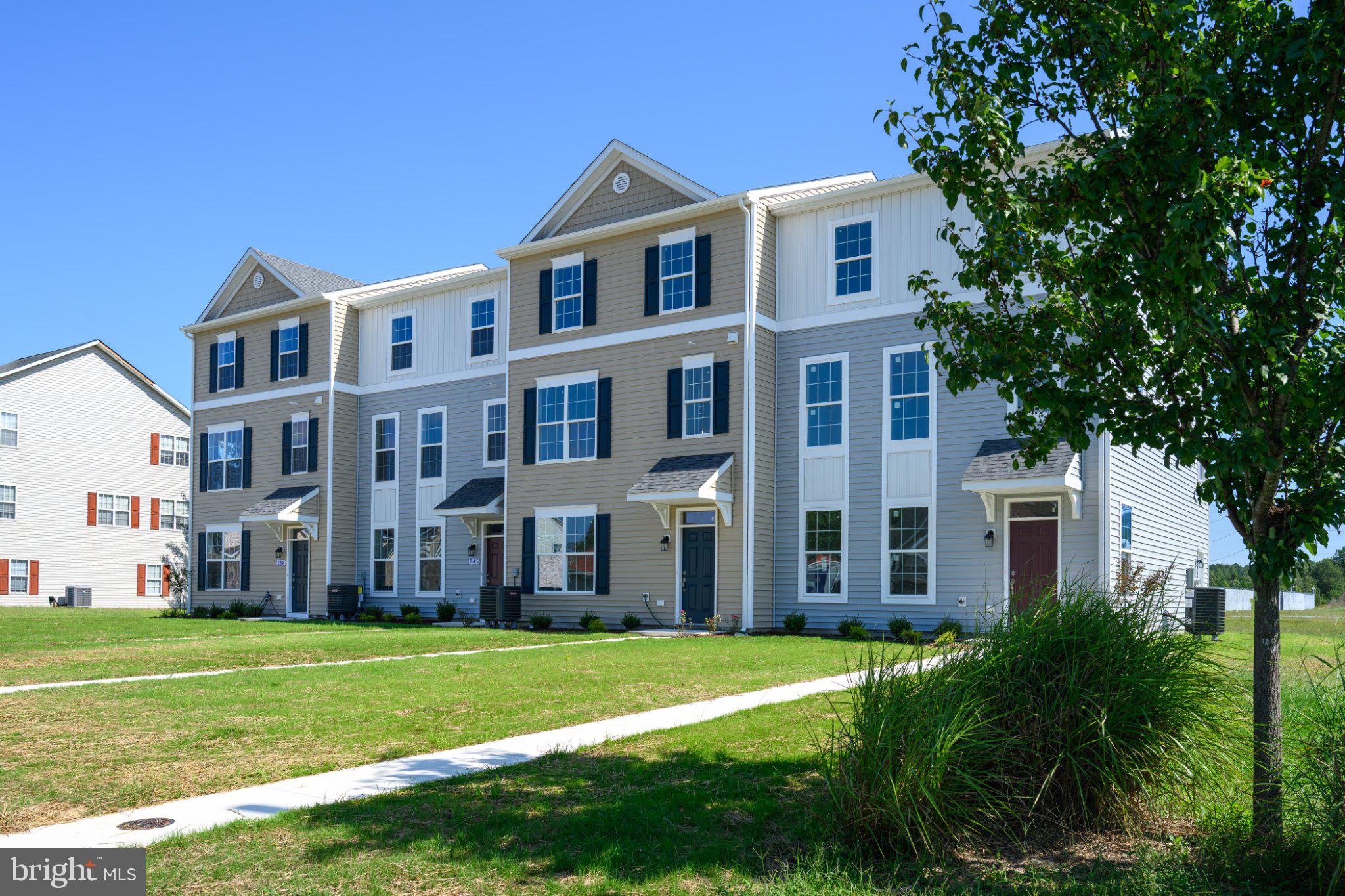 243 BRIARWOOD CIRCLE