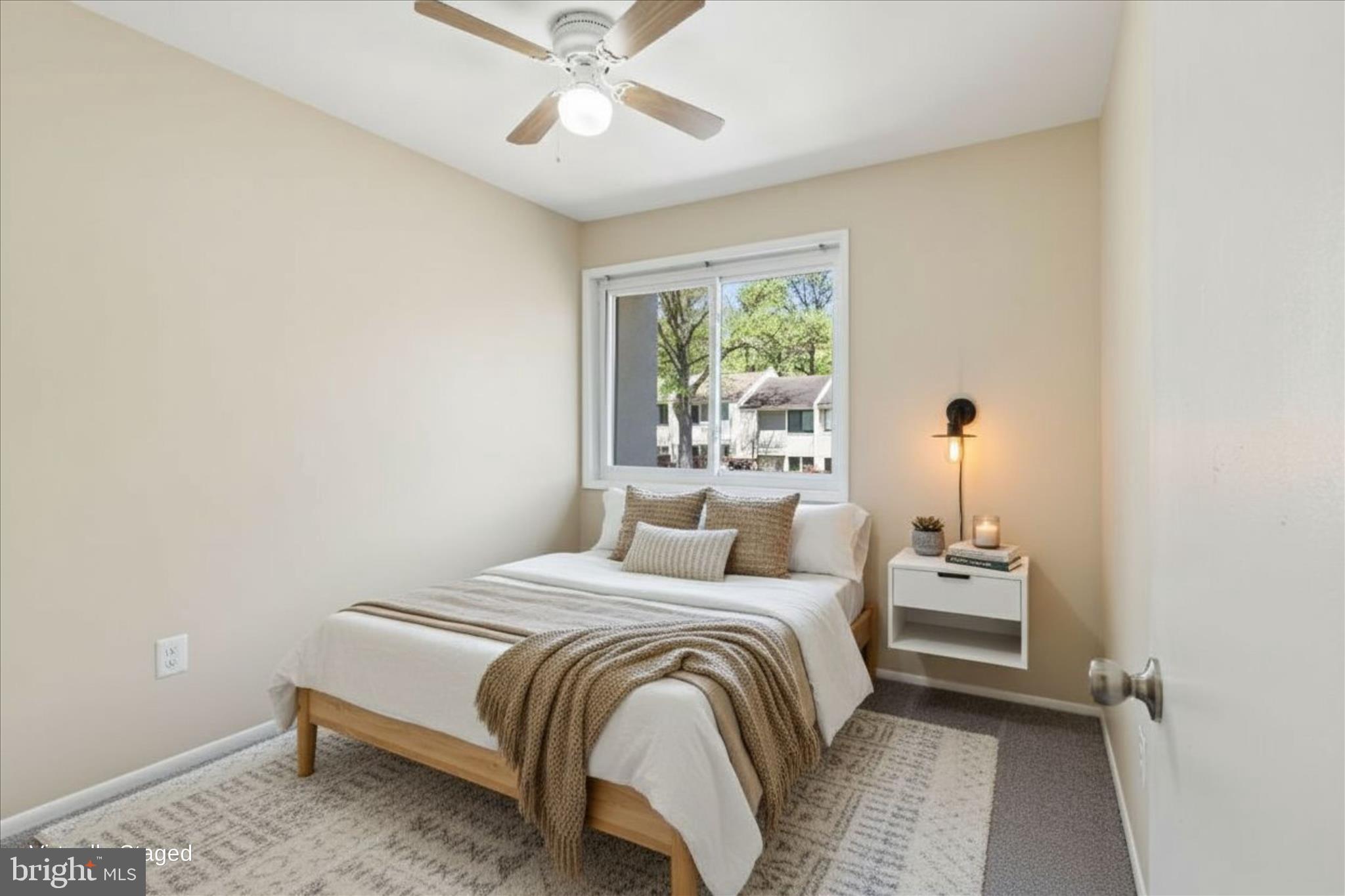 RESTON - Residential