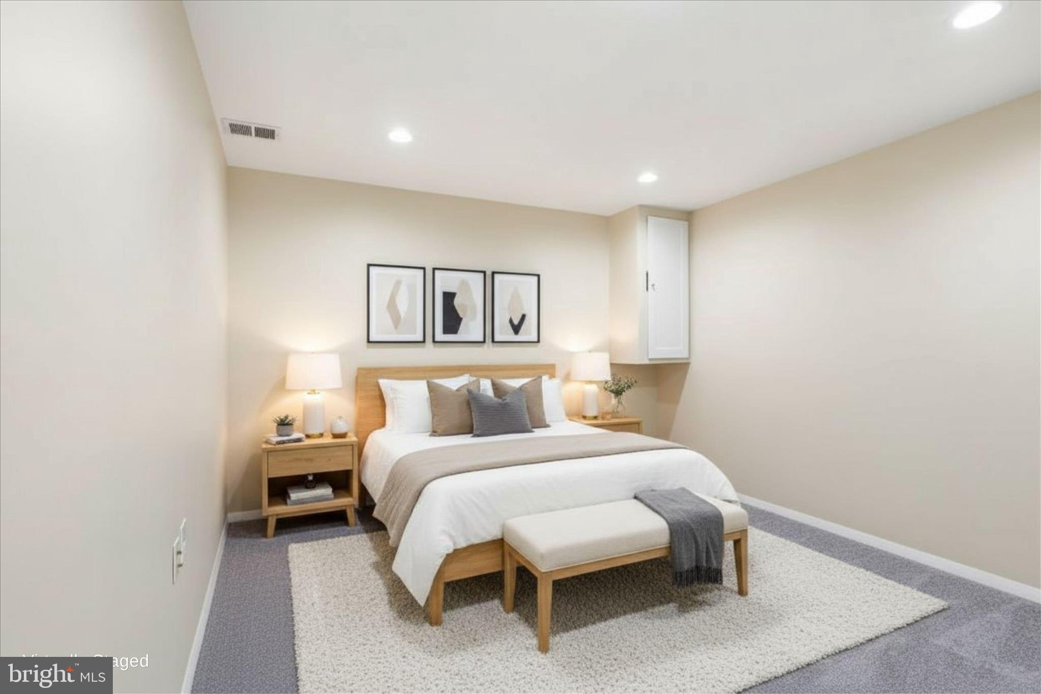 RESTON - Residential