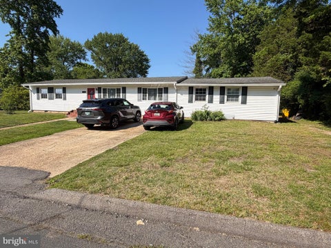 Homes For Sale - 1223 Pine Avenue<br/> EDGEWATER, MD 21037