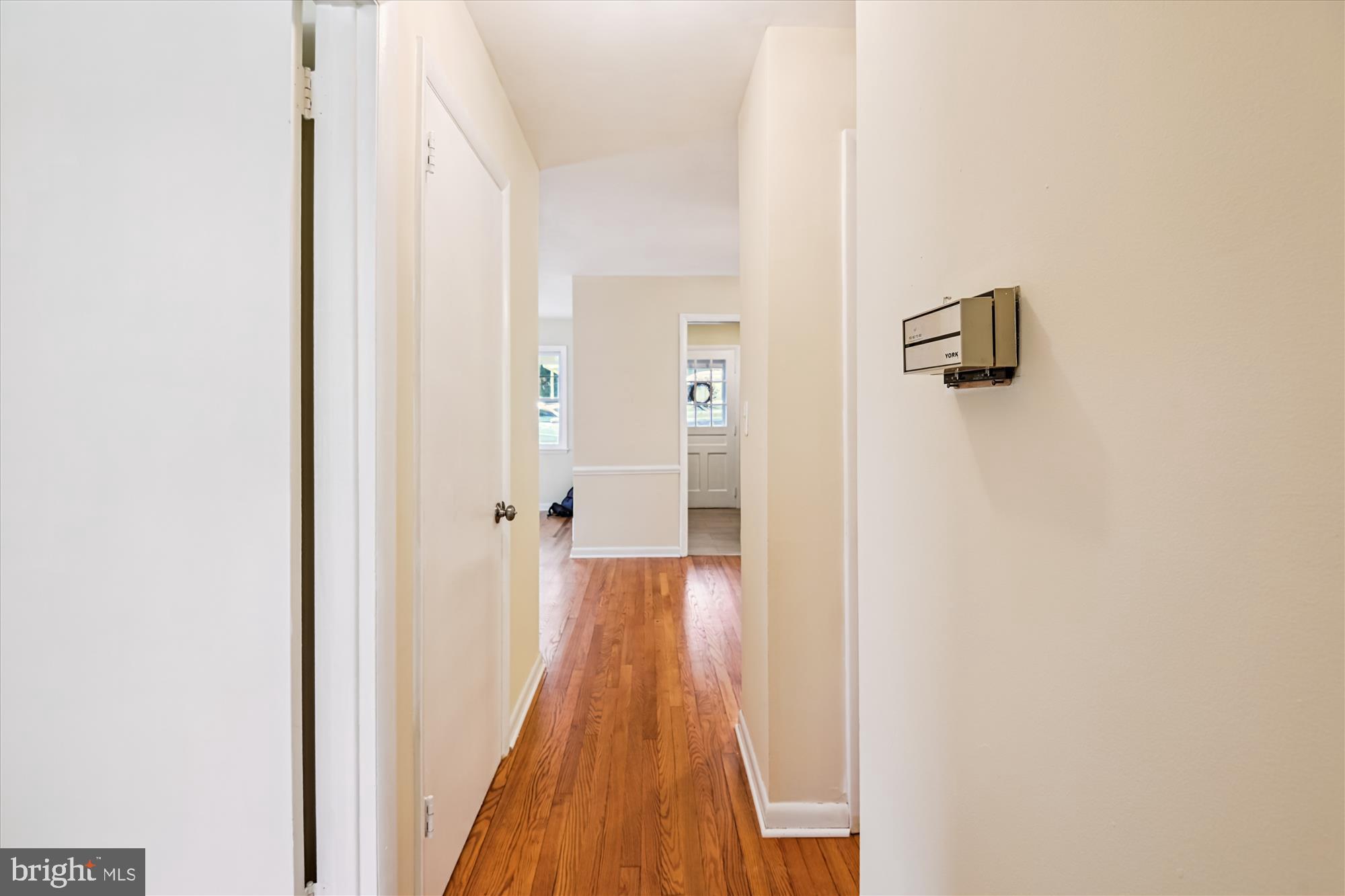 HILLSMERE SHORES - Residential