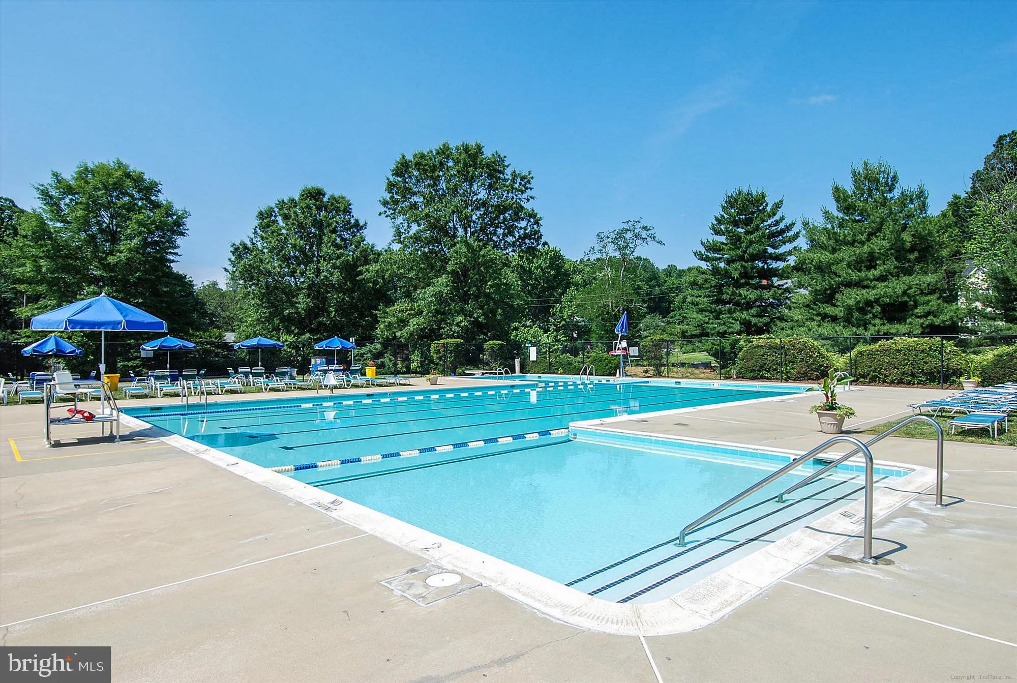 Annapolis, Maryland 21403, United States, 4 Bedrooms Bedrooms, ,2 BathroomsBathrooms,Residential,Pending,191913