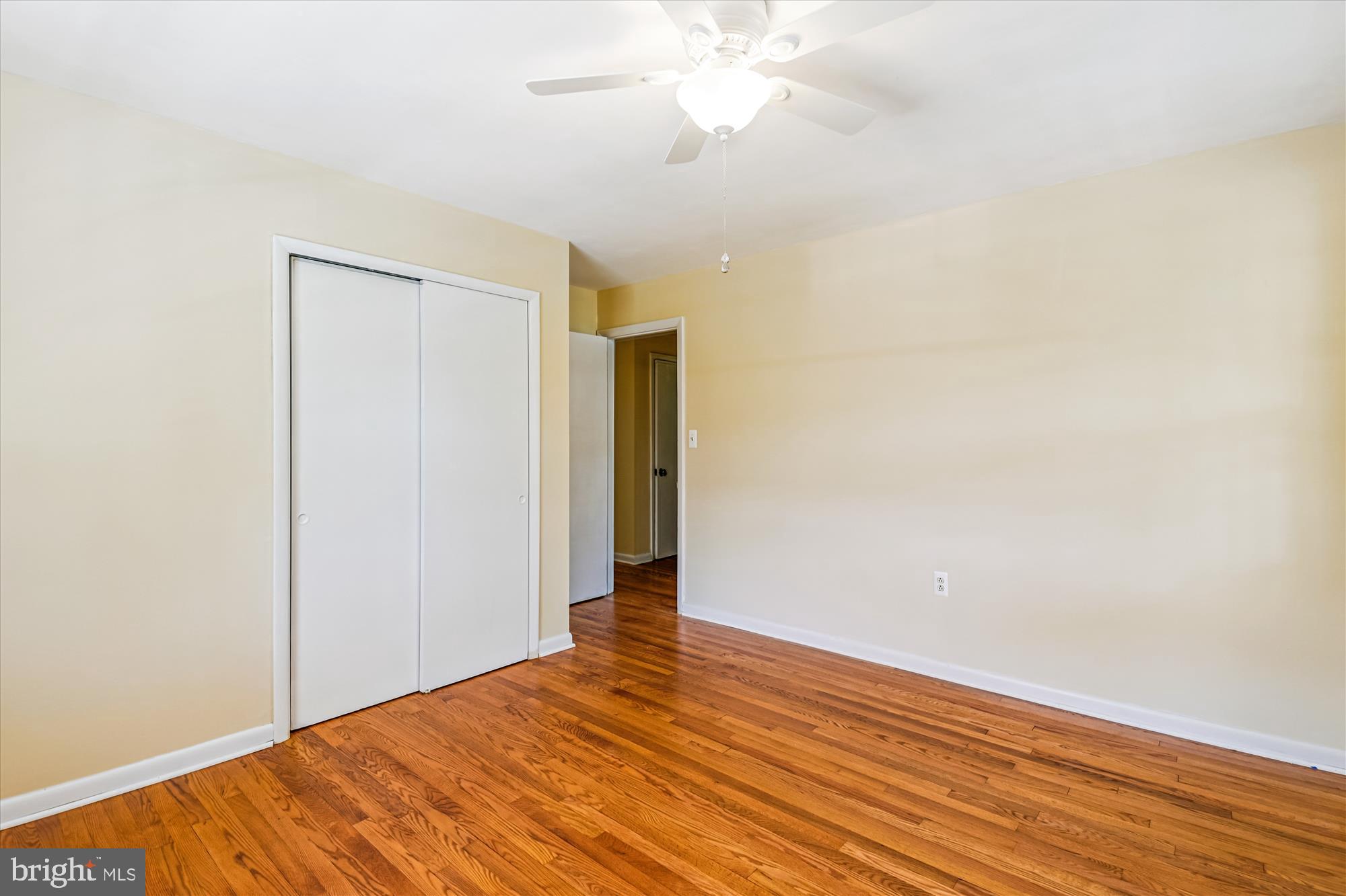 HILLSMERE SHORES - Residential