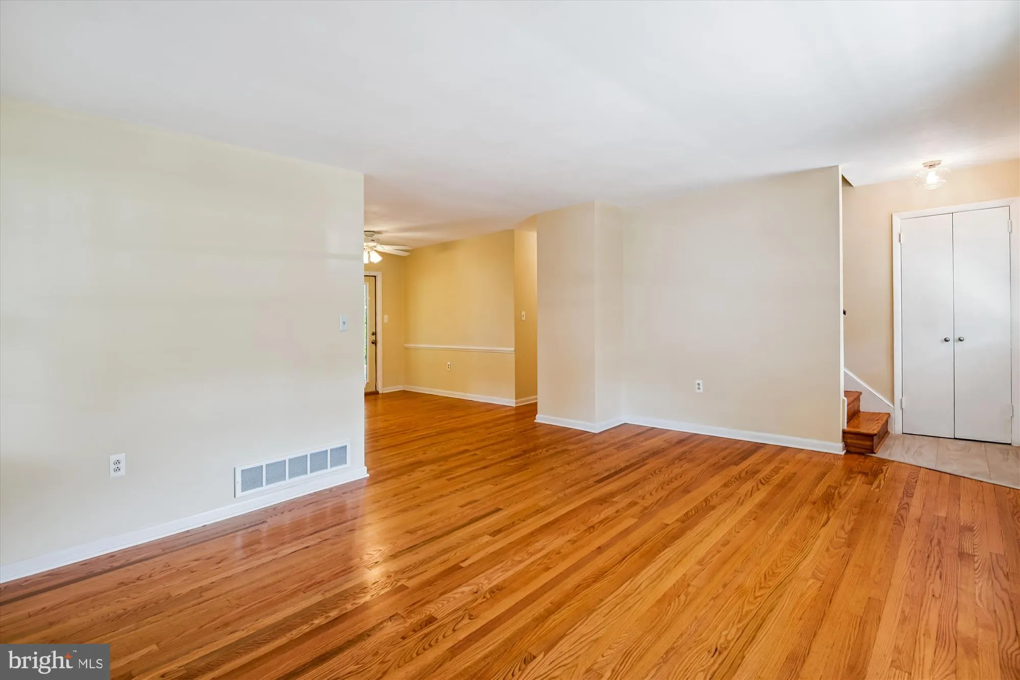 Annapolis, Maryland 21403, United States, 4 Bedrooms Bedrooms, ,2 BathroomsBathrooms,Residential,Pending,191913