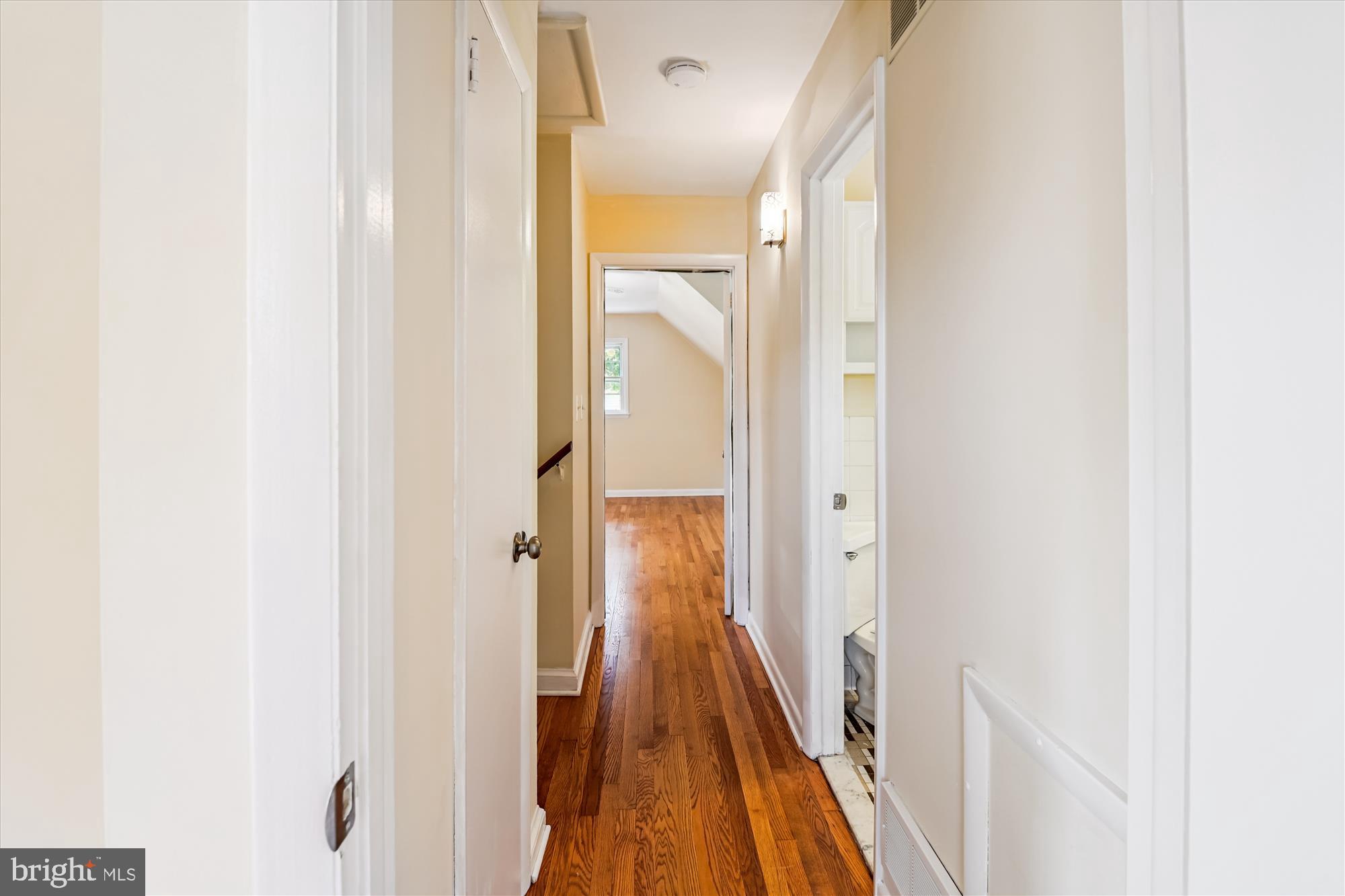 HILLSMERE SHORES - Residential