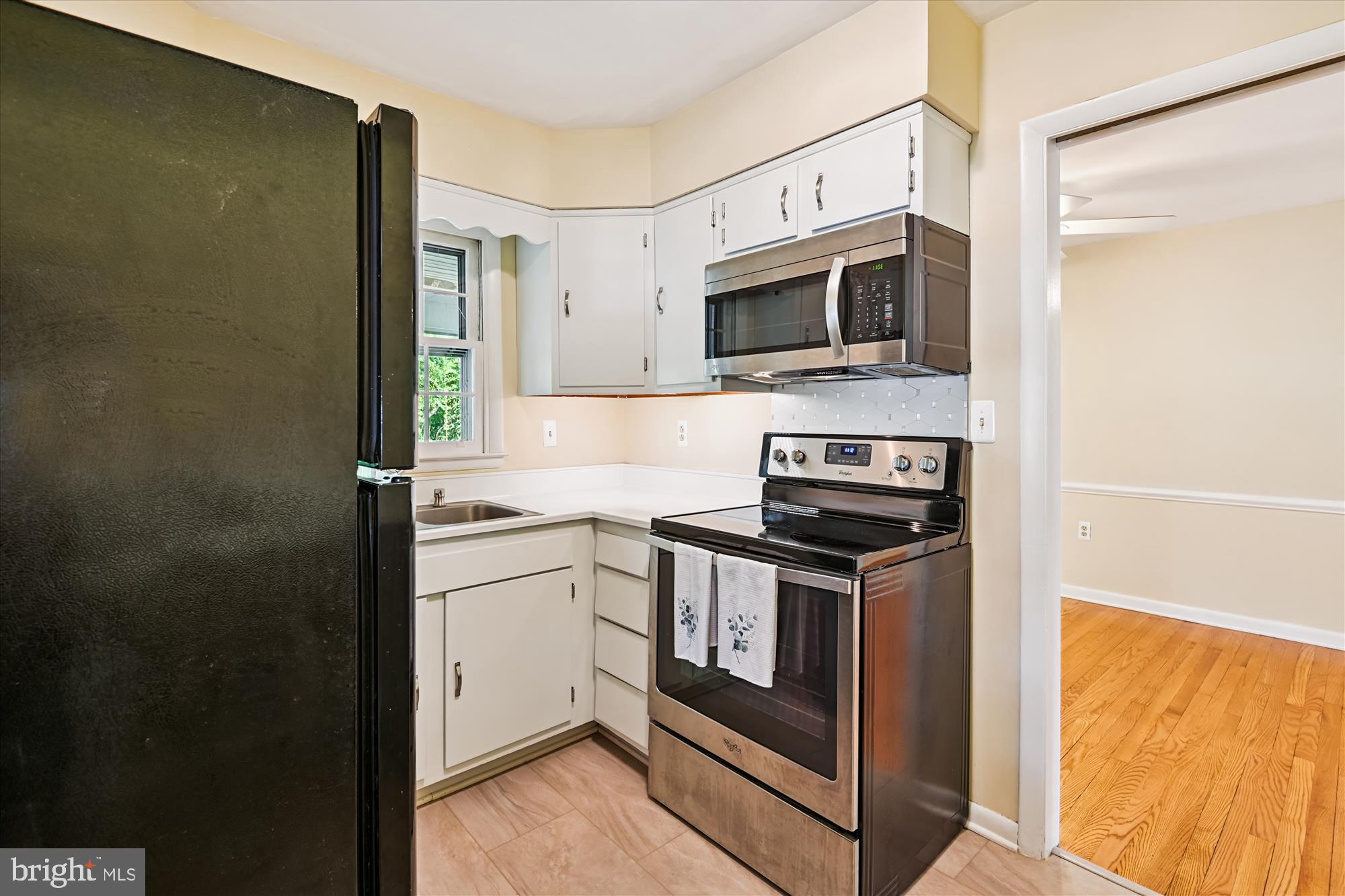 HILLSMERE SHORES - Residential