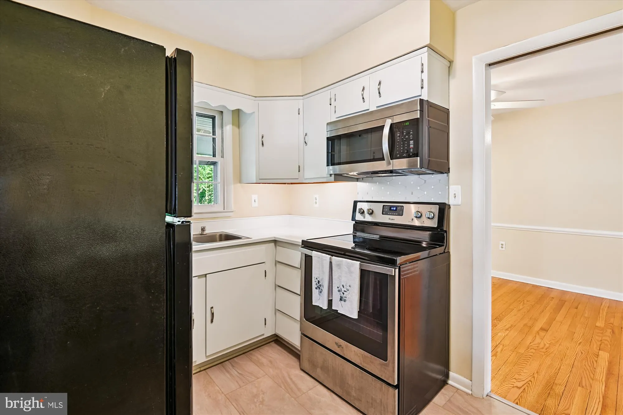 Annapolis, Maryland 21403, United States, 4 Bedrooms Bedrooms, ,2 BathroomsBathrooms,Residential,Pending,191913