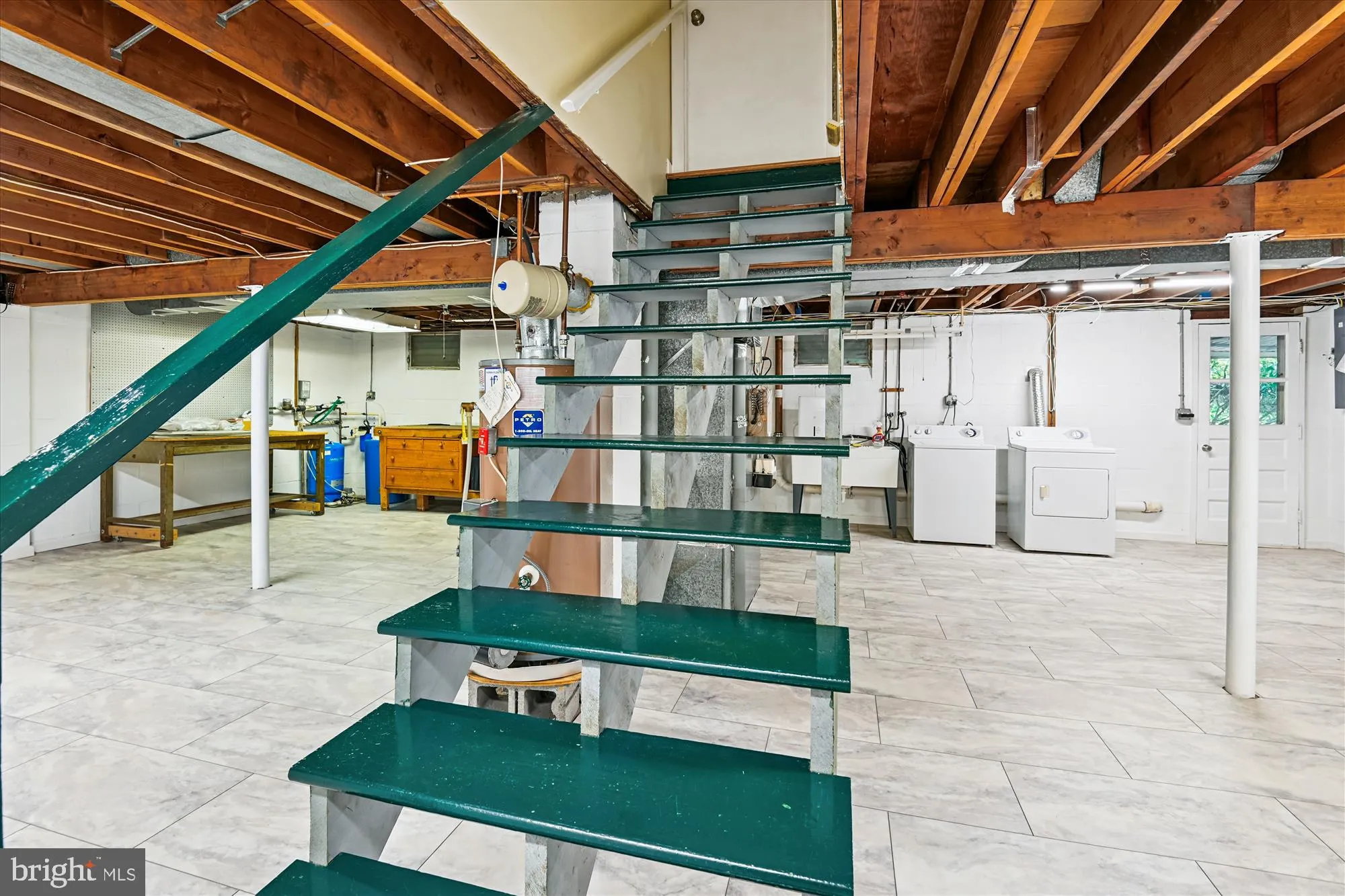 Annapolis, Maryland 21403, United States, 4 Bedrooms Bedrooms, ,2 BathroomsBathrooms,Residential,Pending,191913