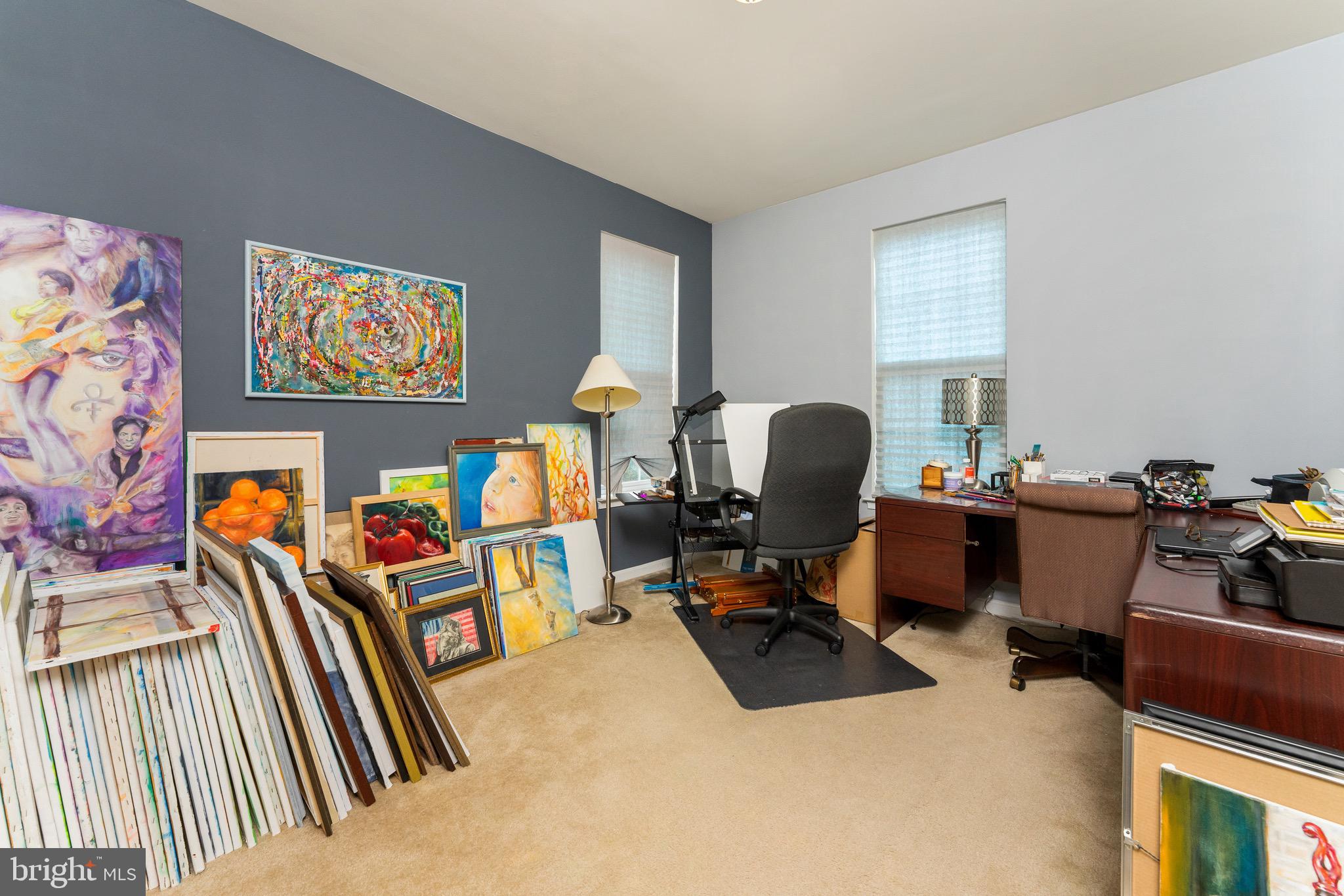 LEE SQUARE - Residential