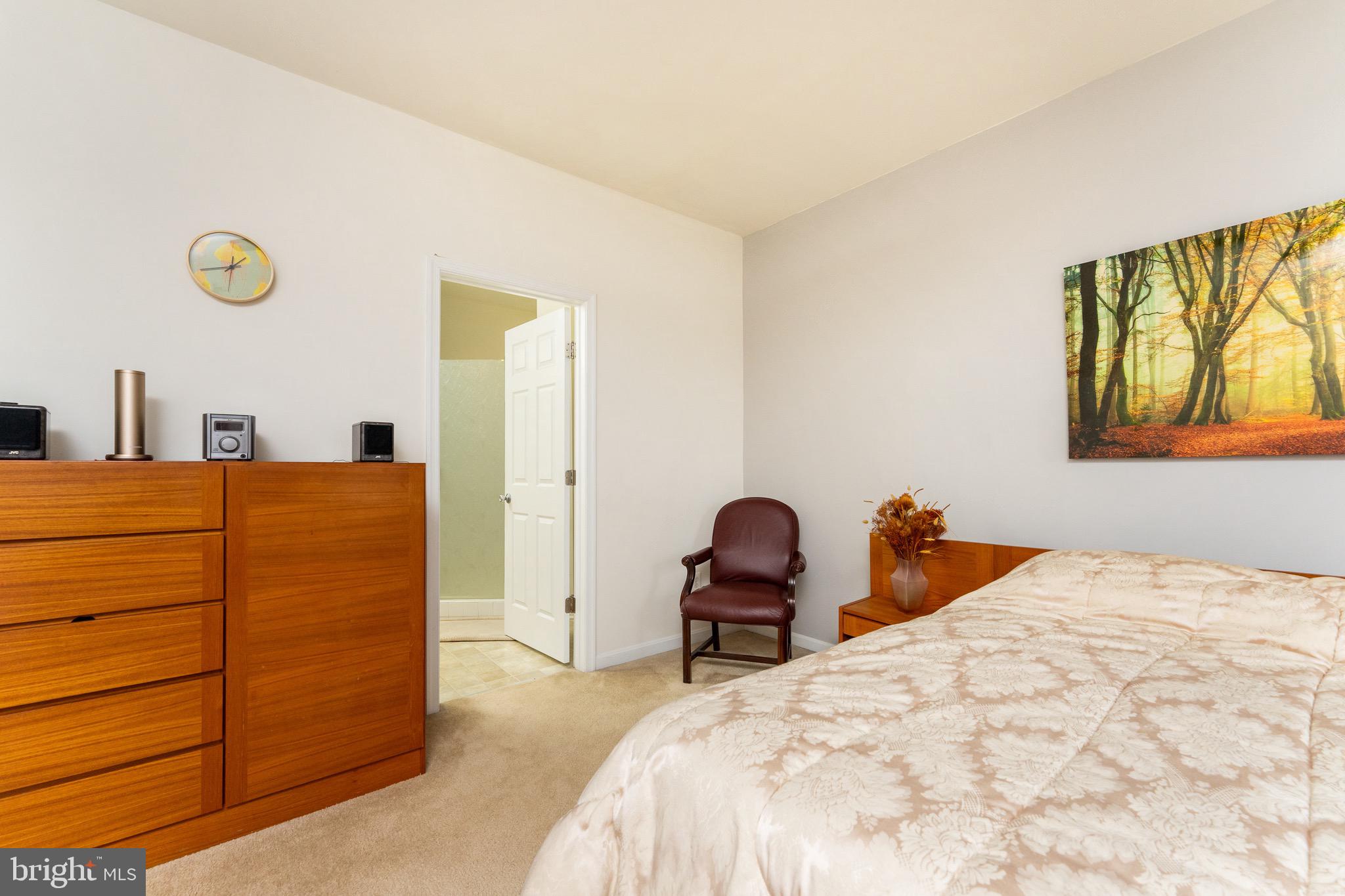 LEE SQUARE - Residential