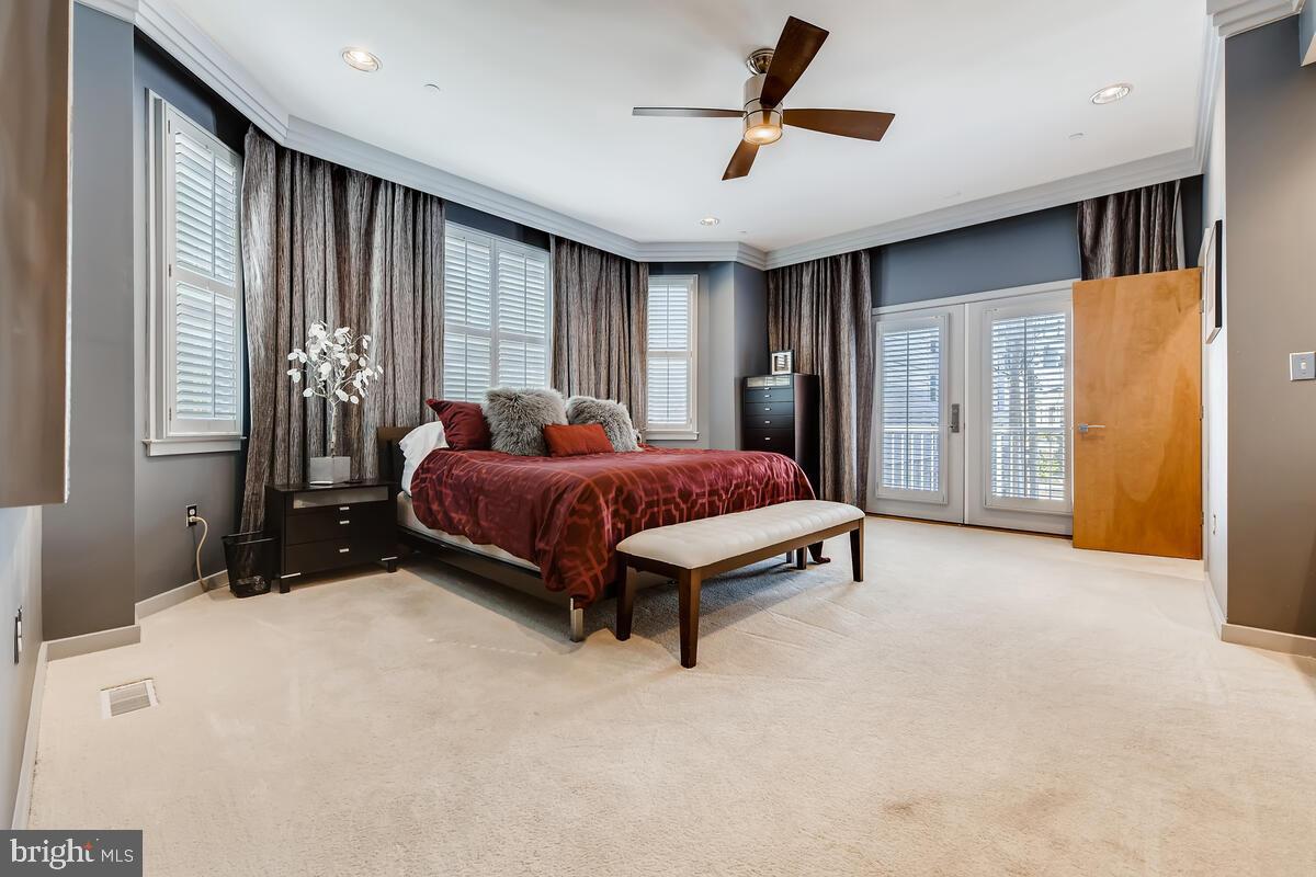 MOUNT VERNON PLACE HISTORIC DISTRICT - Residential