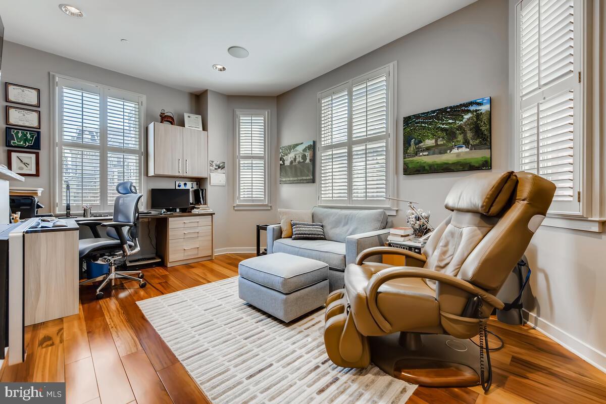 MOUNT VERNON PLACE HISTORIC DISTRICT - Residential