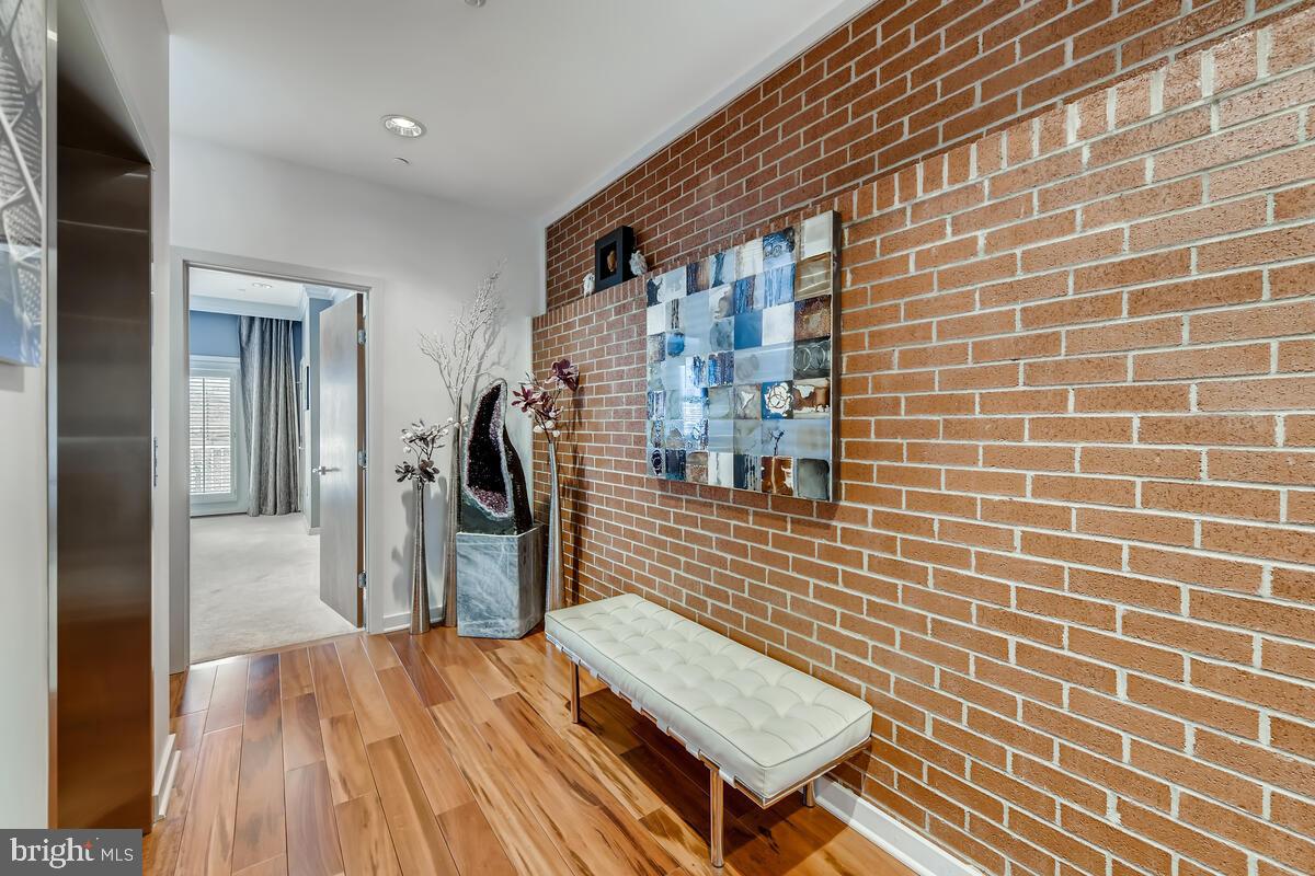 MOUNT VERNON PLACE HISTORIC DISTRICT - Residential