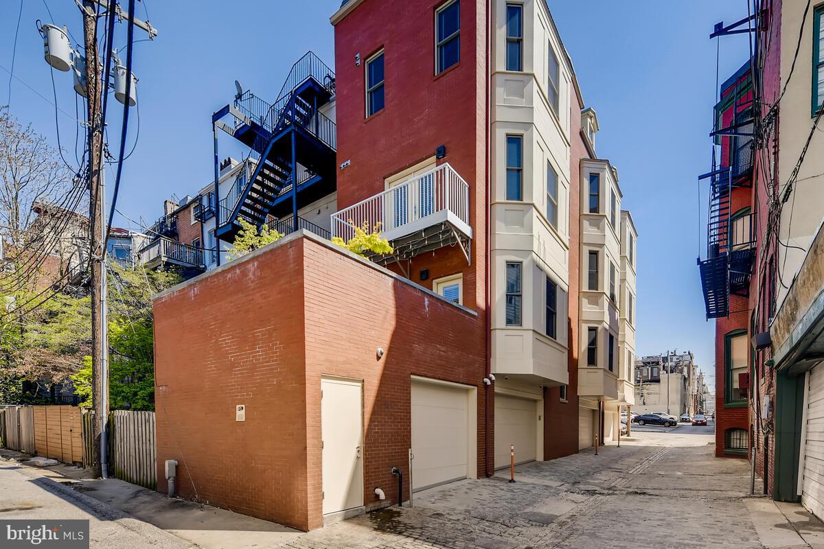 MOUNT VERNON PLACE HISTORIC DISTRICT - Residential