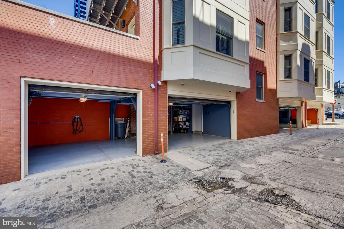 MOUNT VERNON PLACE HISTORIC DISTRICT - Residential