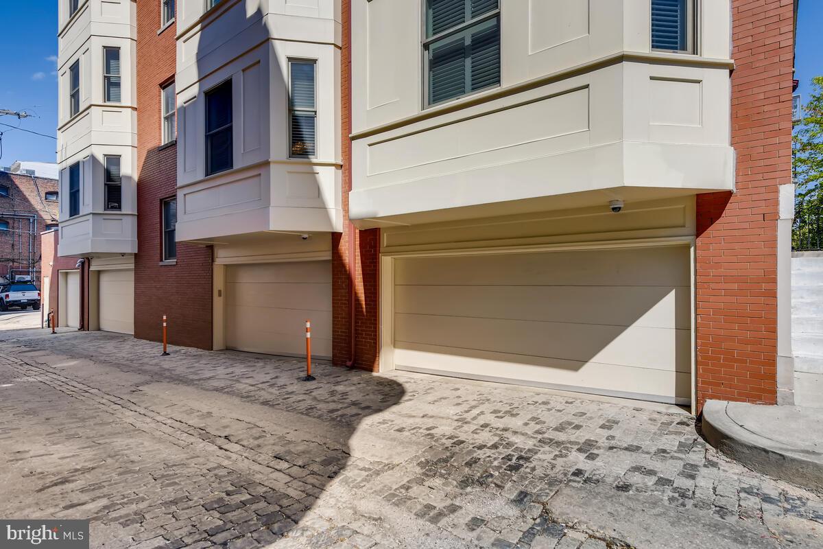 MOUNT VERNON PLACE HISTORIC DISTRICT - Residential