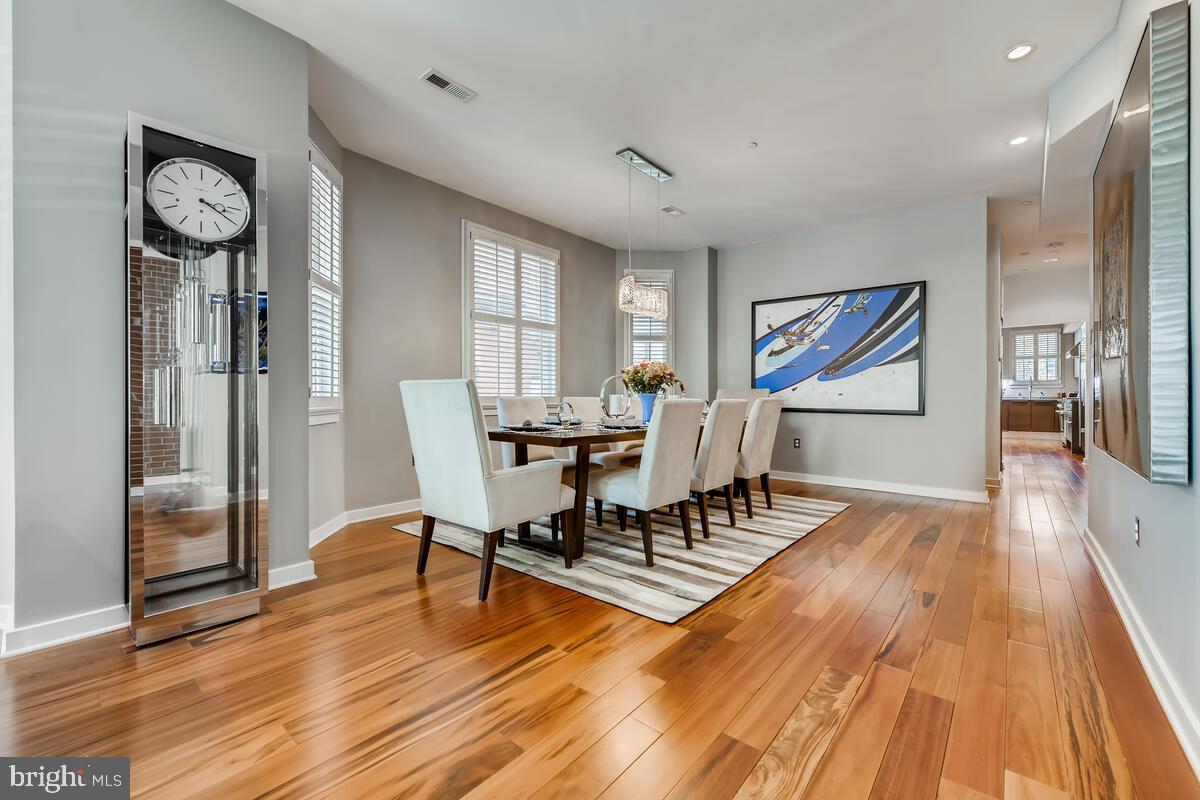 MOUNT VERNON PLACE HISTORIC DISTRICT - Residential